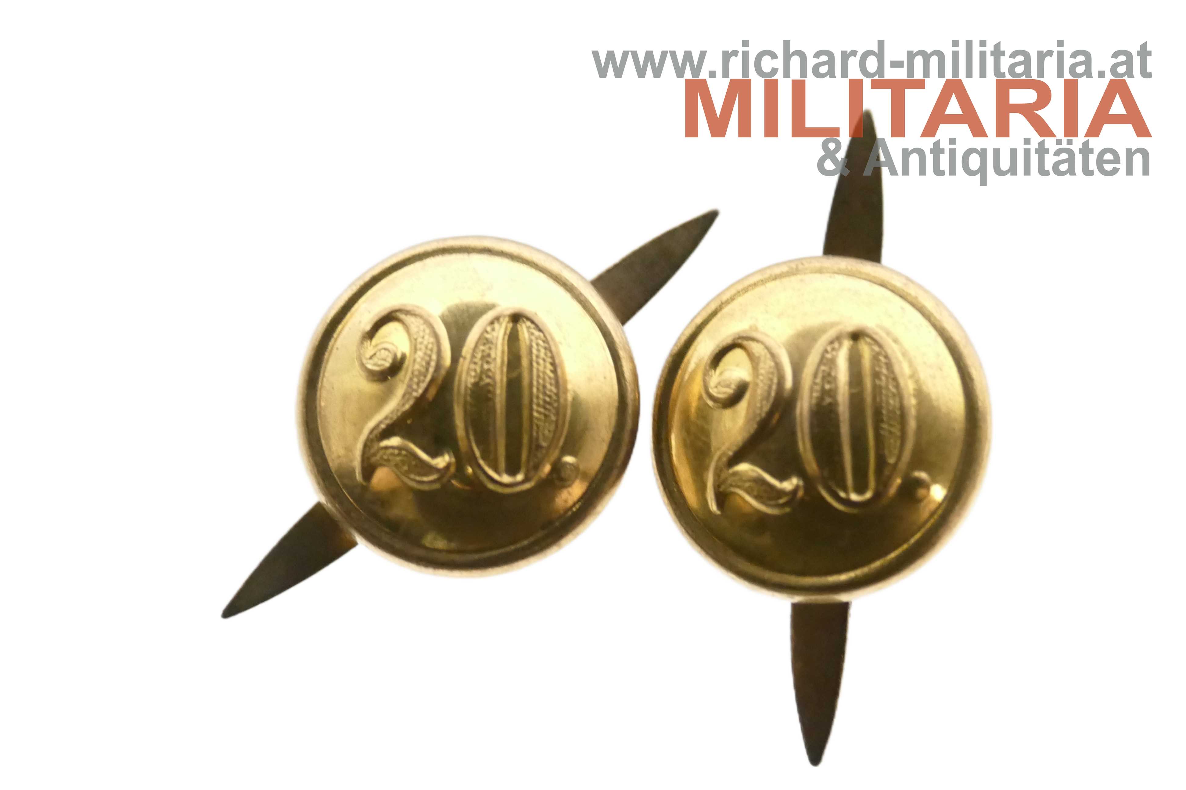 k.u.k. IR 20. - Paar Knöpfe für die Feldkappe / schwarze Kappe 