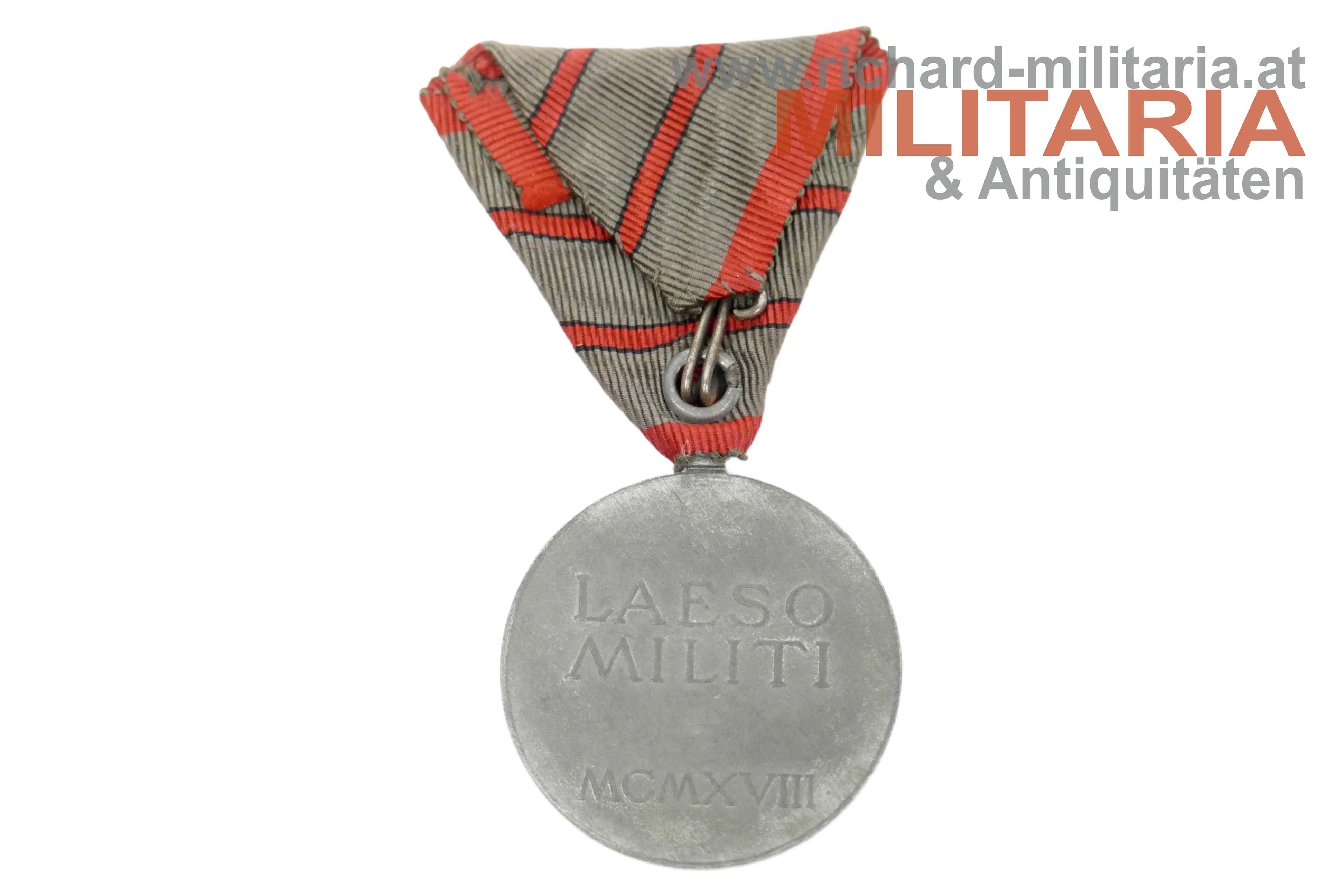 k.u.k. Verwundetenmedaille - 2-fache Verwundung - "HMA" "1918" 