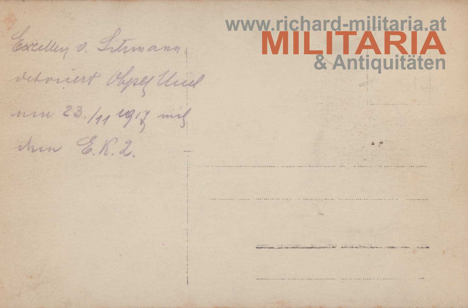 Deutscher General v. Litzmann dekoriert Oberstlt. Uncel (??) mit dem E.K.2