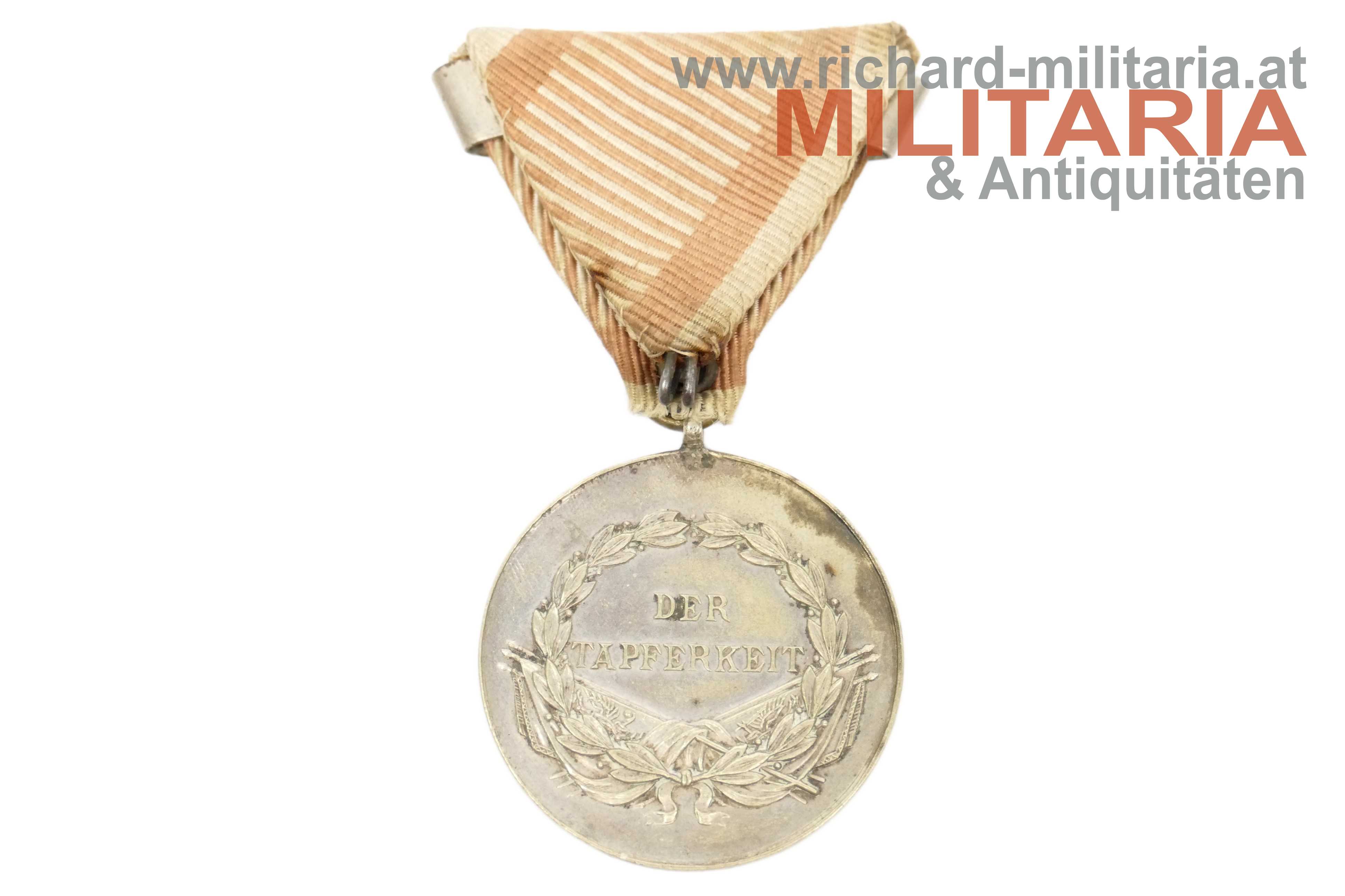 k.u.k. Silberne Tapferkeitsmedaille 1. Klasse + WH-Spange - FJ1 - NACHKRIEGSFERTIGUNG