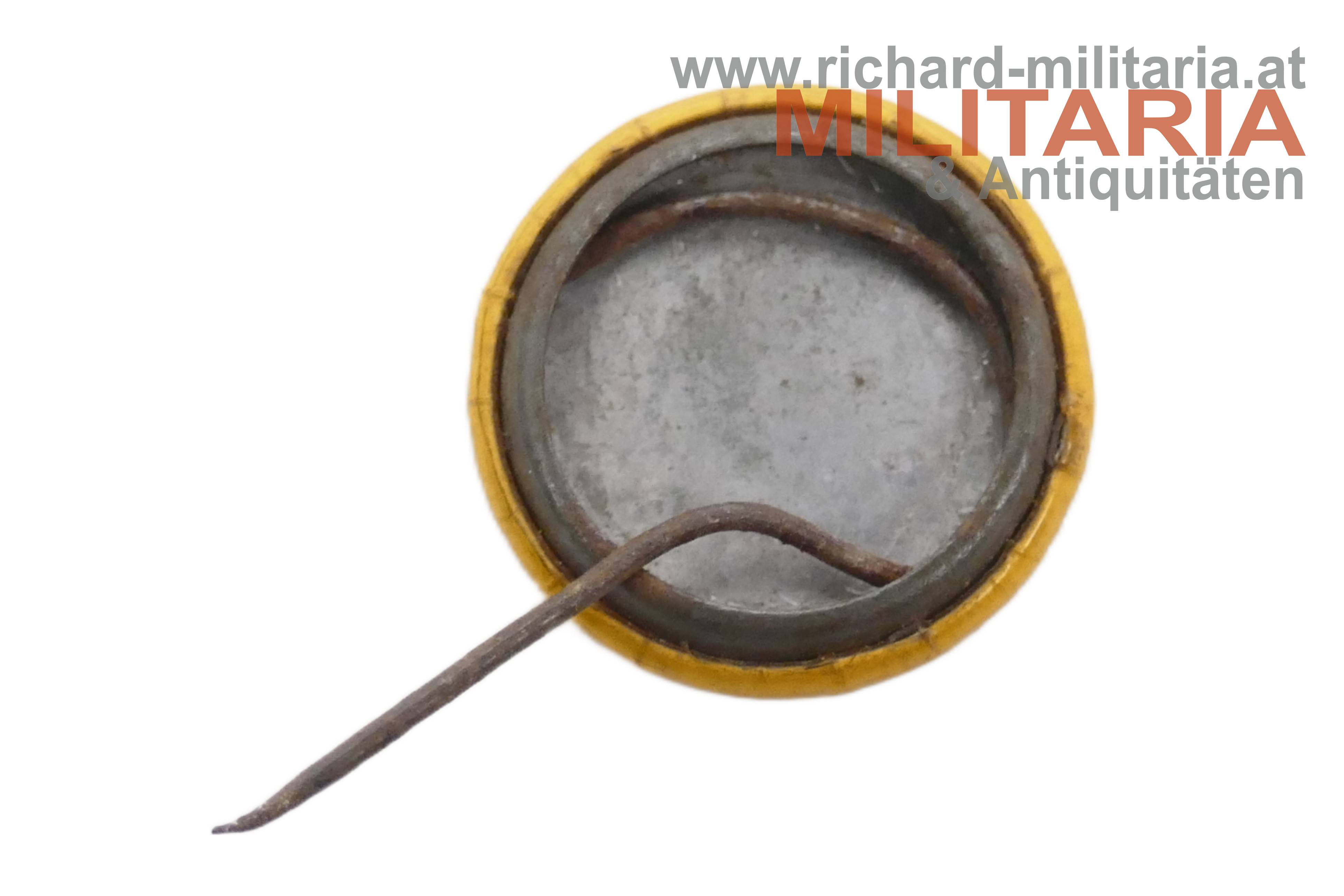 k.u.k. patriotisches Blechabzeichen - "Hoch Österreich Ungarn"