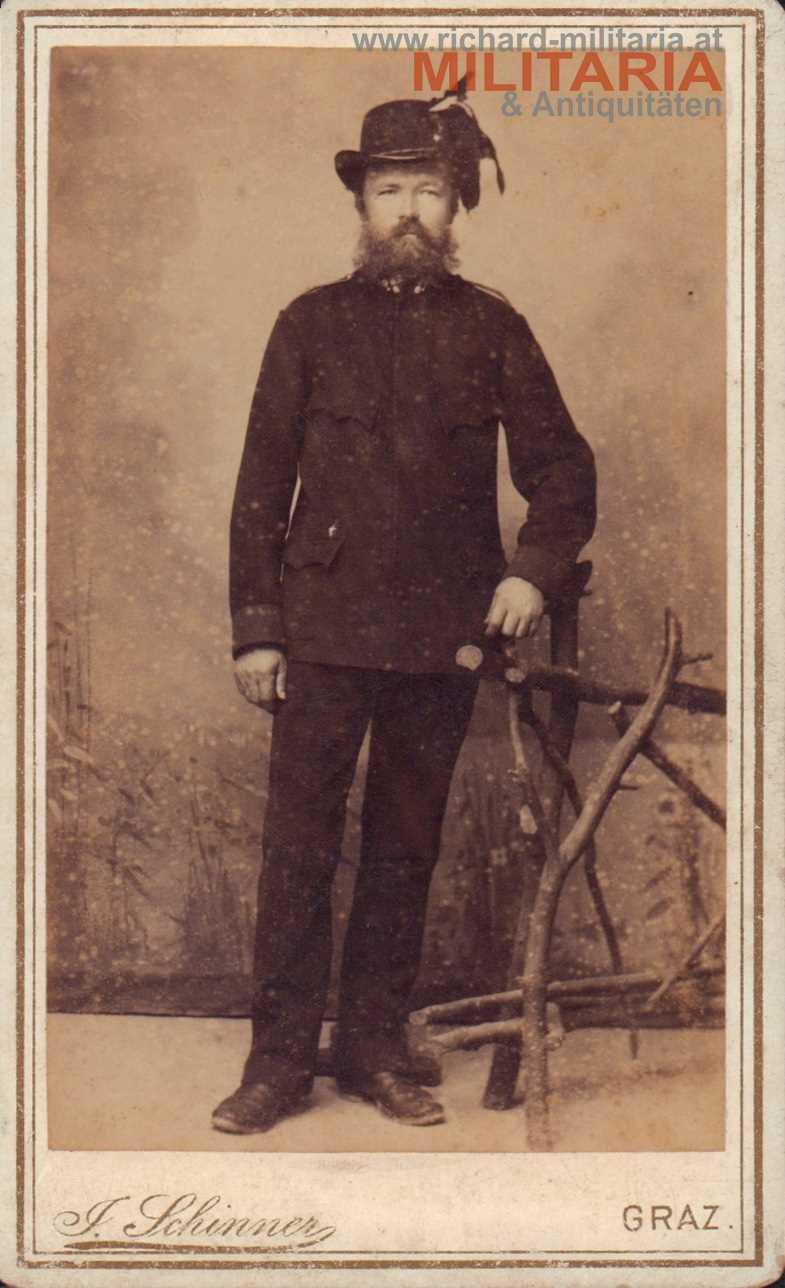 k.u.k. Hartkartonfoto - Veteran mit Jägerhut 1890