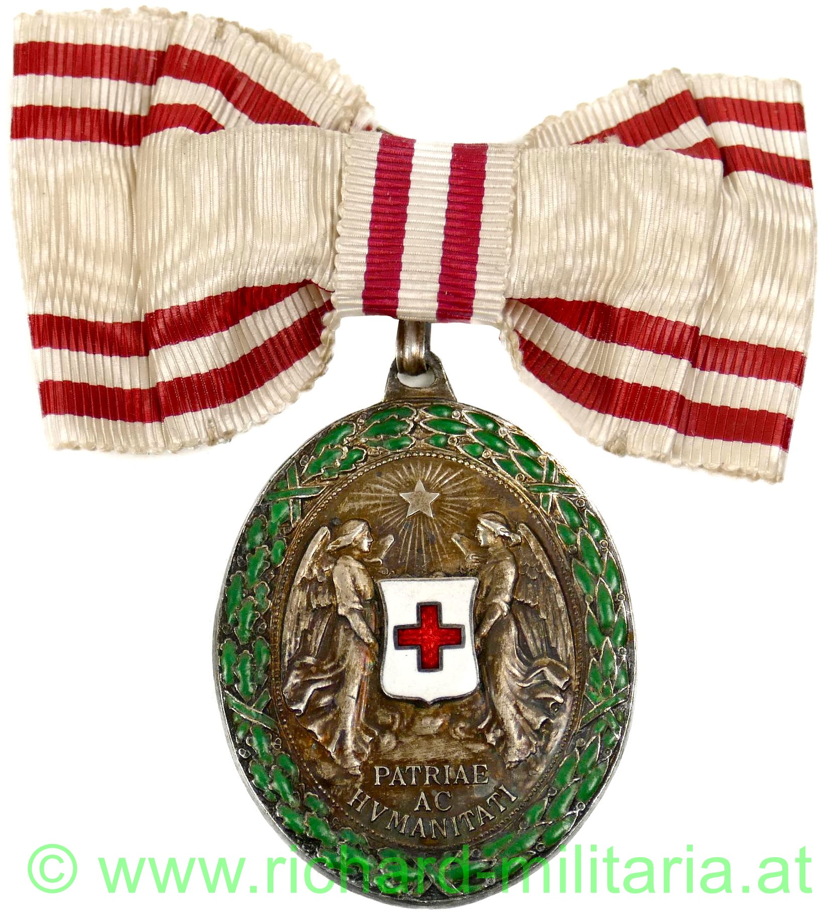 Rotes Kreuz - Silberne Ehrenmedaille mit KD und Damenmasche