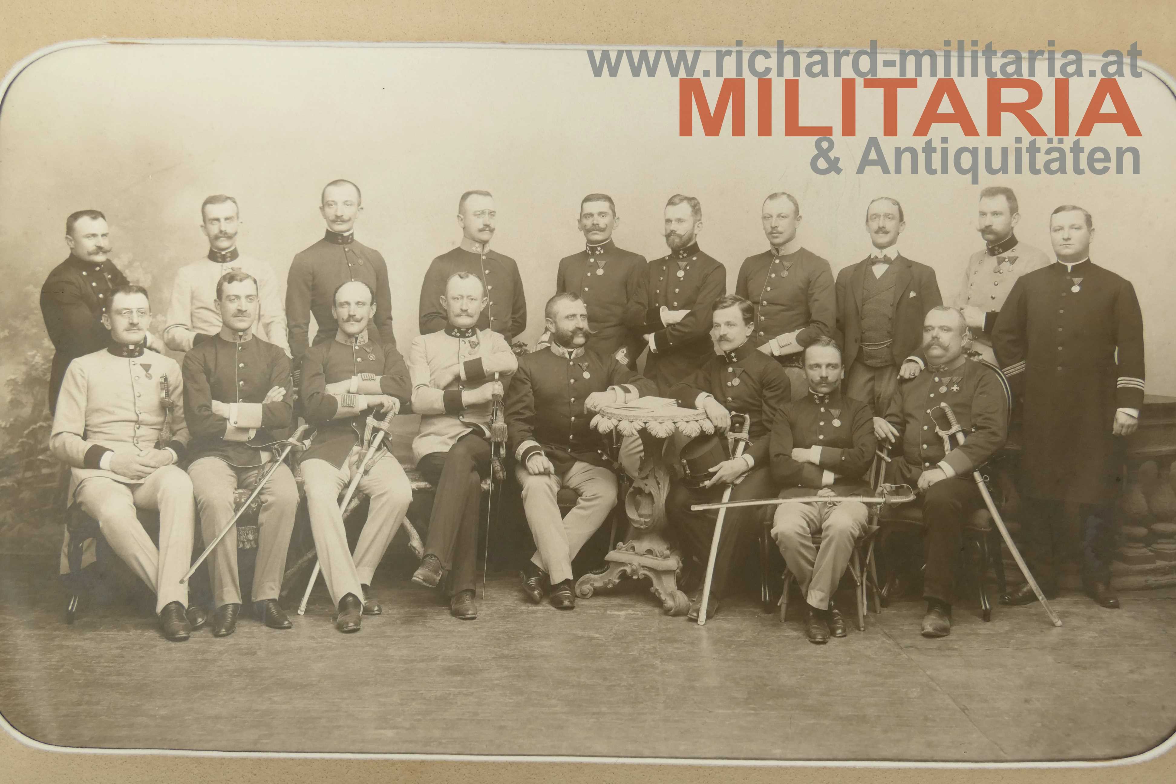 Gruppenfoto k.u.k. Offiziere/Beamte - Triest
