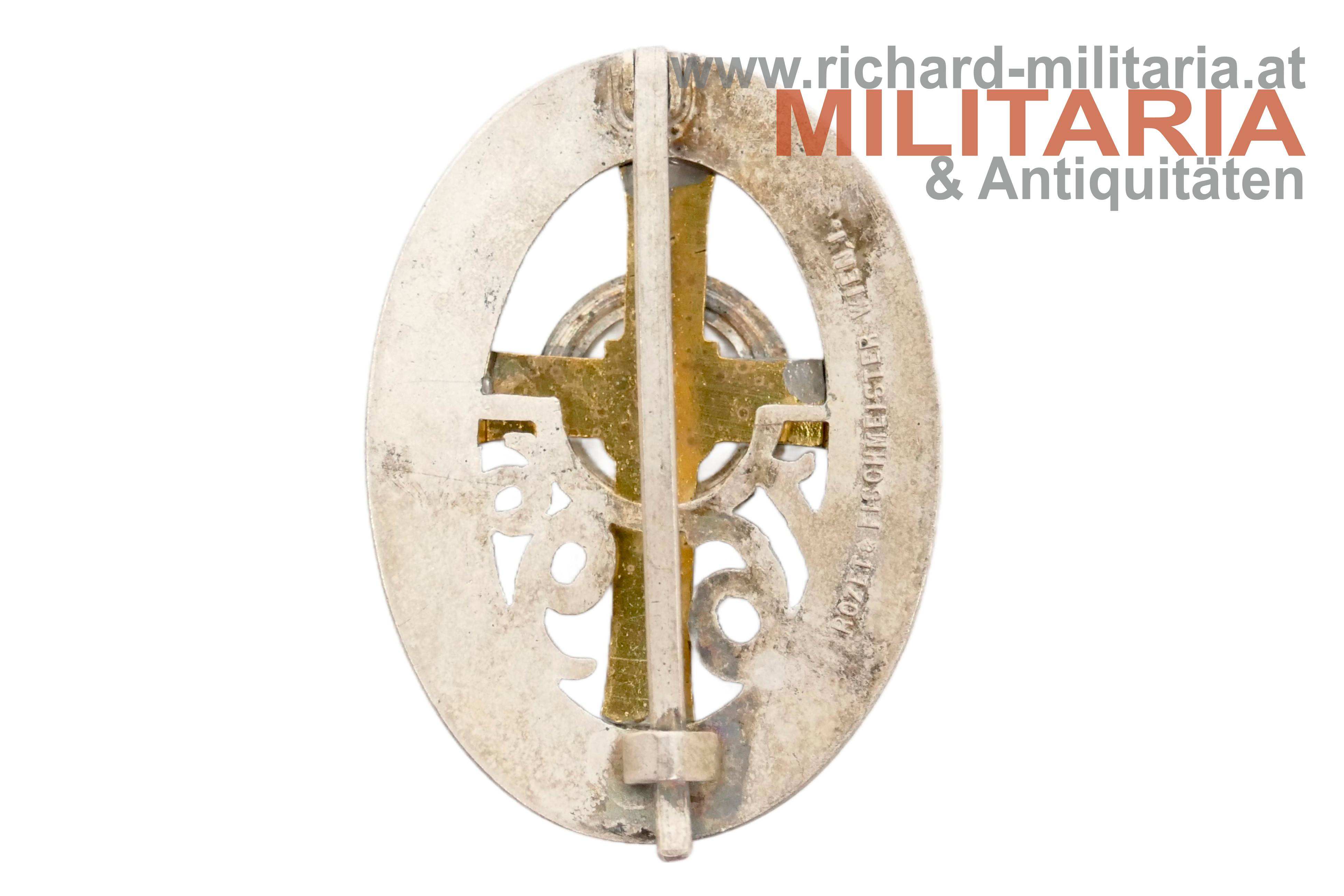 k.u.k. Kappenabzeichen - IR. Hoch- und Deutschmeister No. 4 - 1914-1916