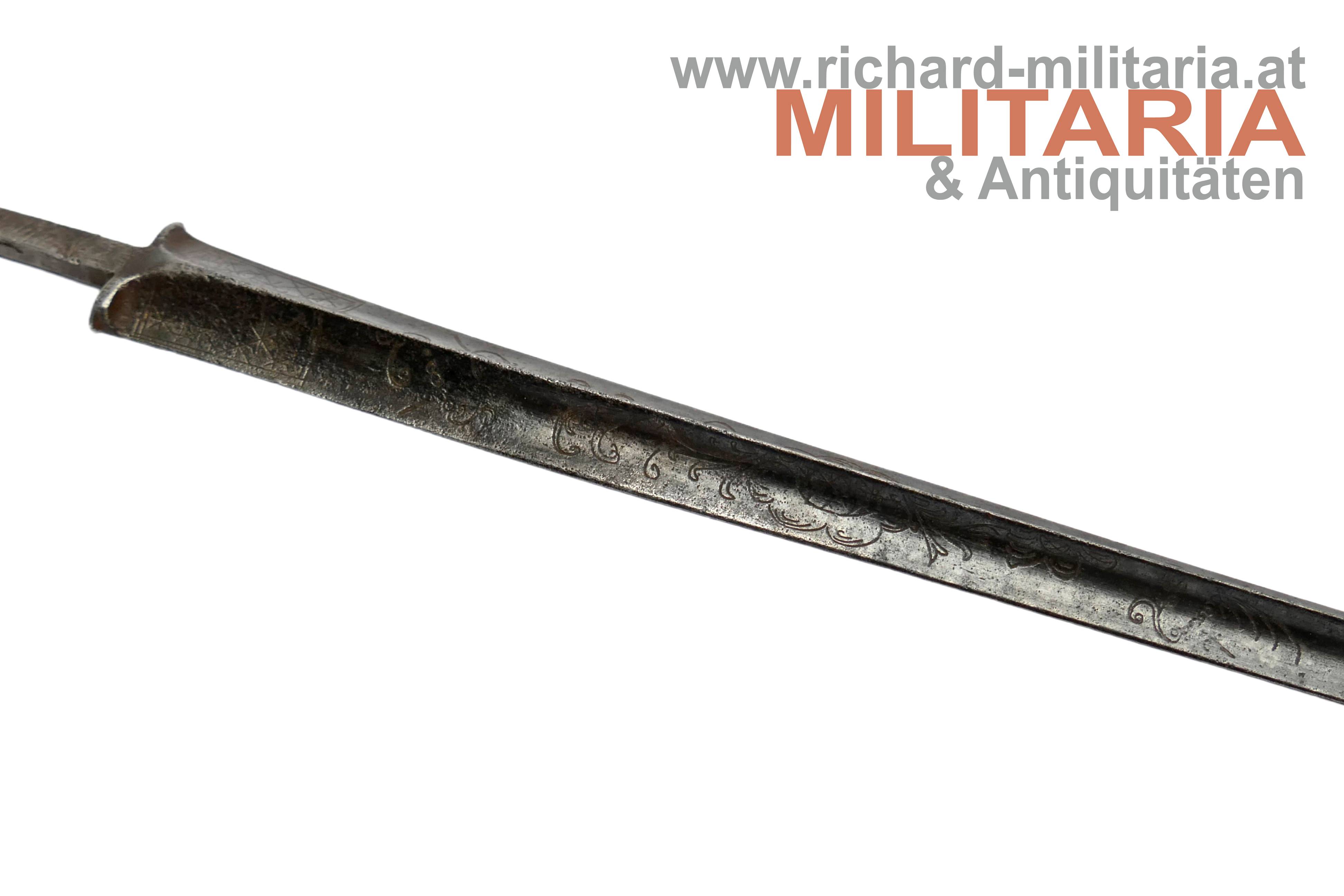 17./18. Jahrhundert - Dreikantklinge graviert