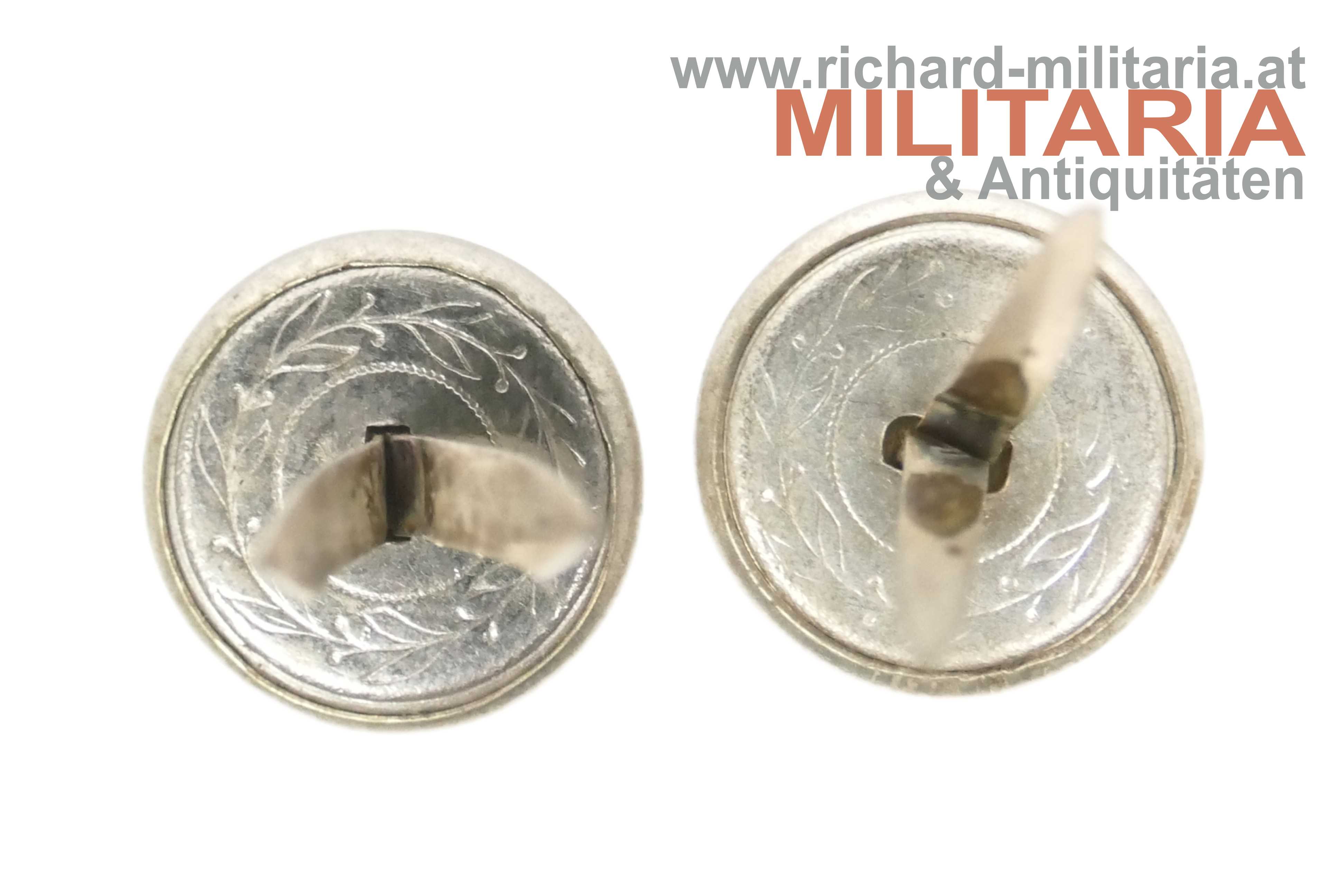 k.u.k. Kappenknöpfe Ldw.IR 12