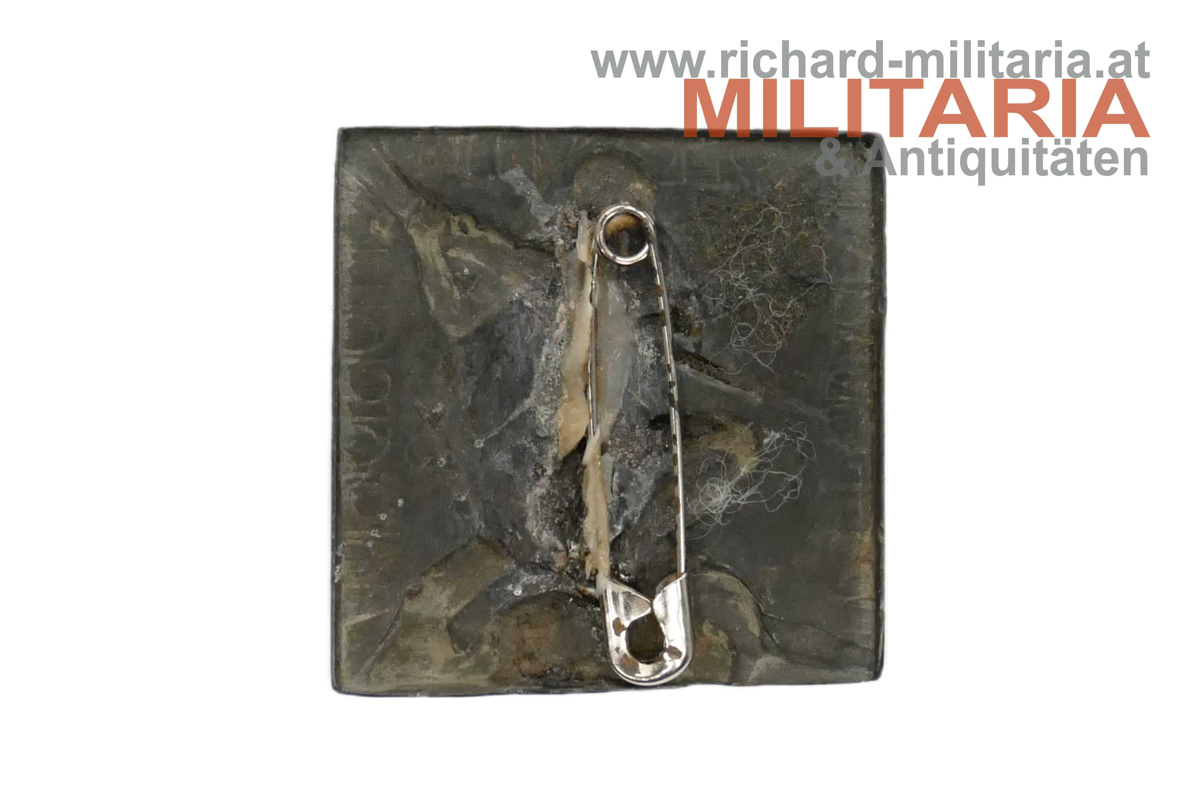 k.u.k. Kappenabzeichen 29. Honvèd Budapest