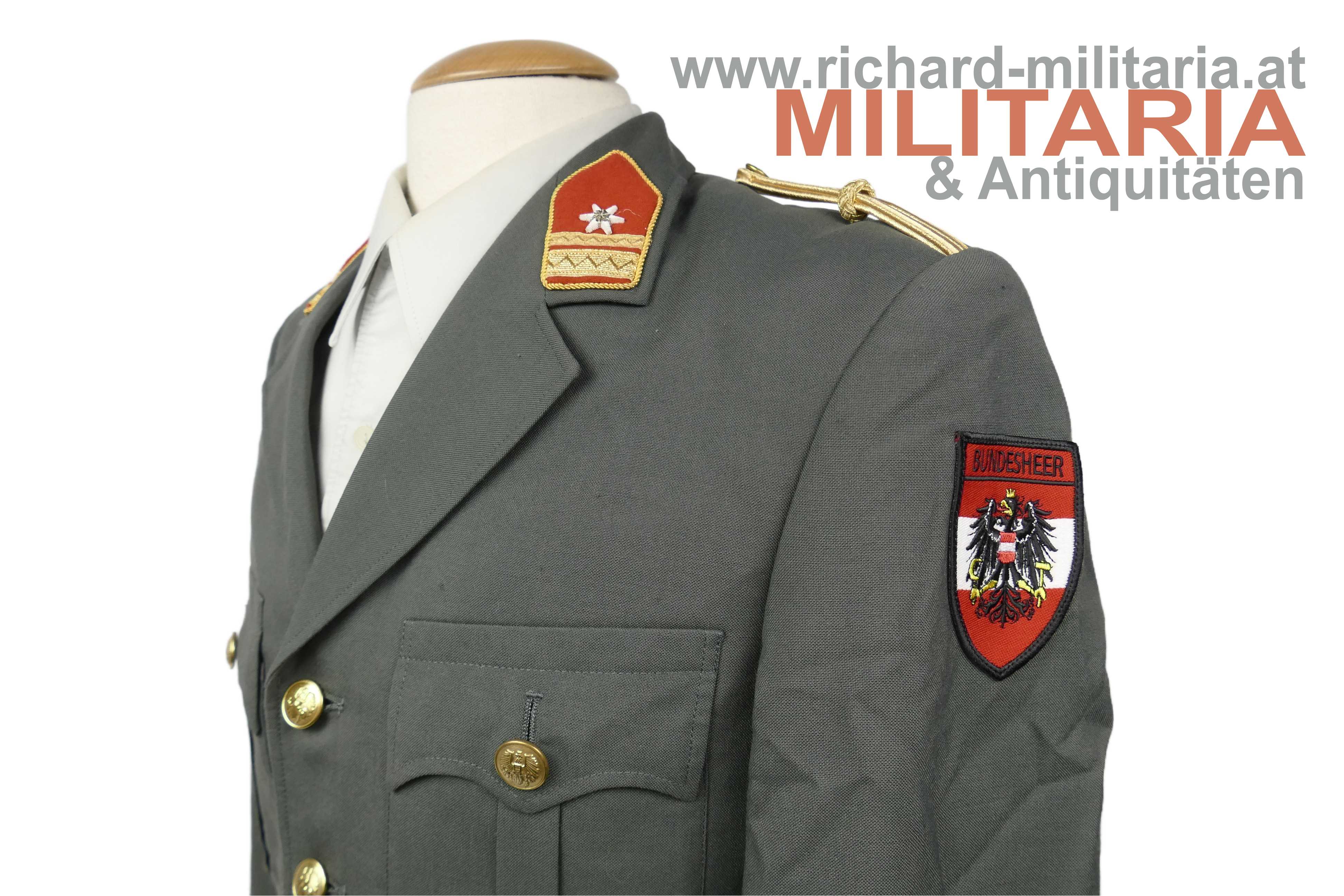 ÖBH Fähnrich der MilAK (Rock, Hose und Hemd mit Dienstgraden)