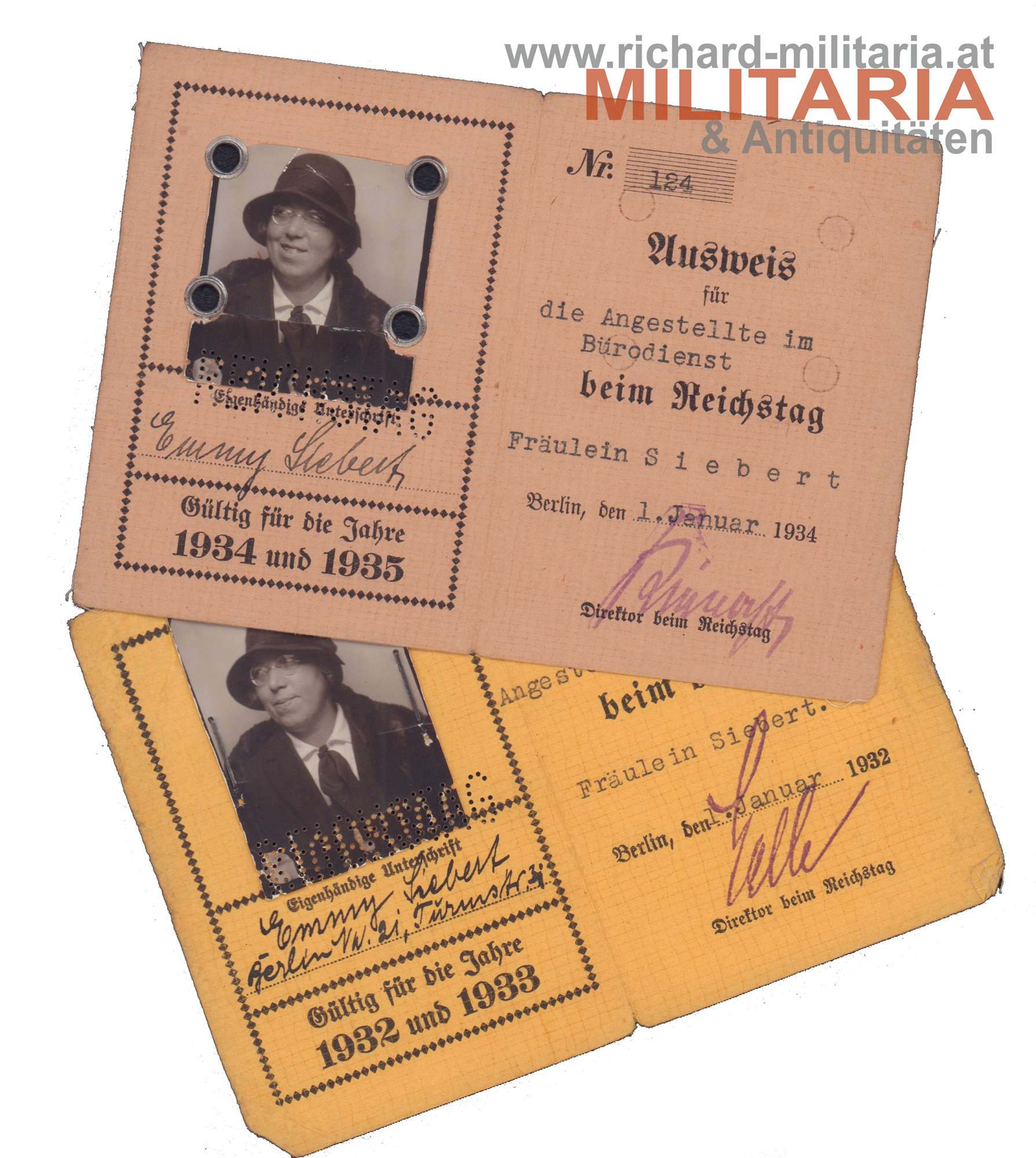 Deutschland - Arbeitsausweise einer Angestellten bei Reichstag - 1932-1935