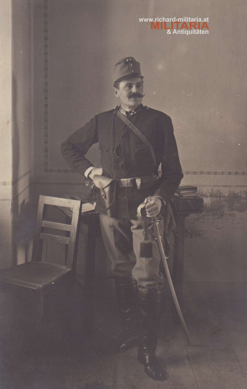 k.u.k. PK - Zugführer mit Revolver und Kavalleriesäbel