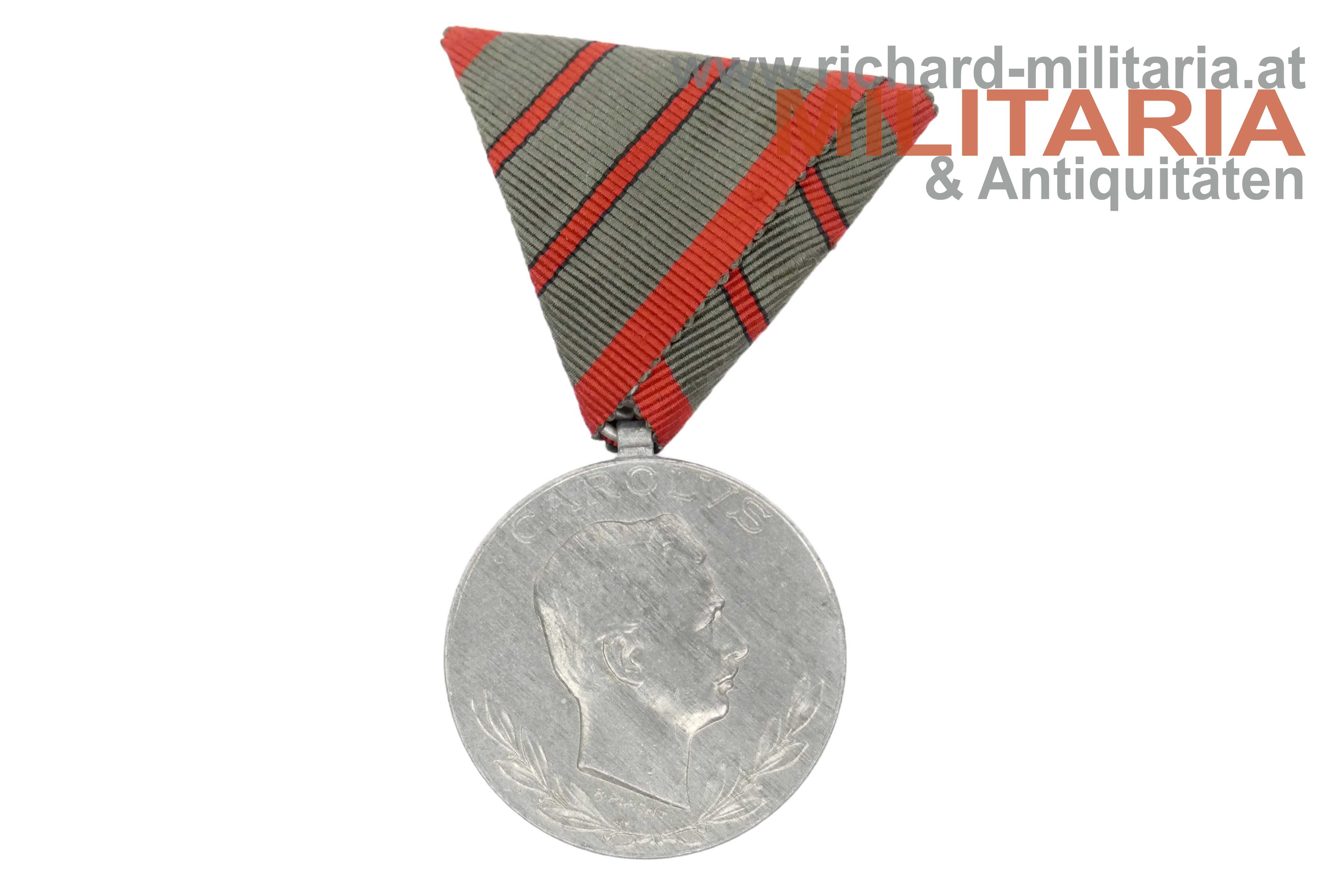 k.u.k. Verwundetenmedaille - -fache Verwundung - "WuA" "1918"  