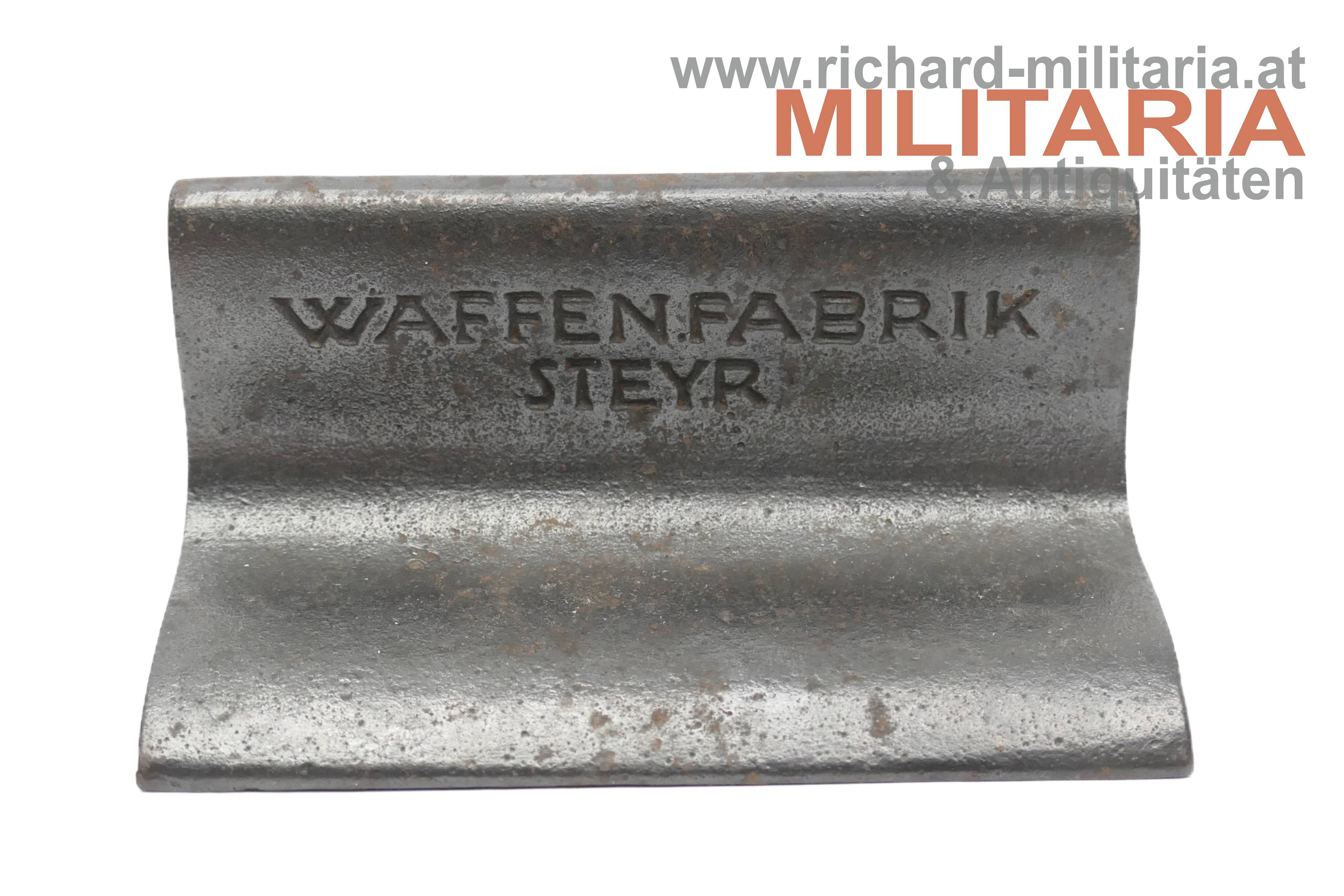 k.u.k. Briefbeschwerer - Maschinengewehrschütze - Waffenfabrik Steyr