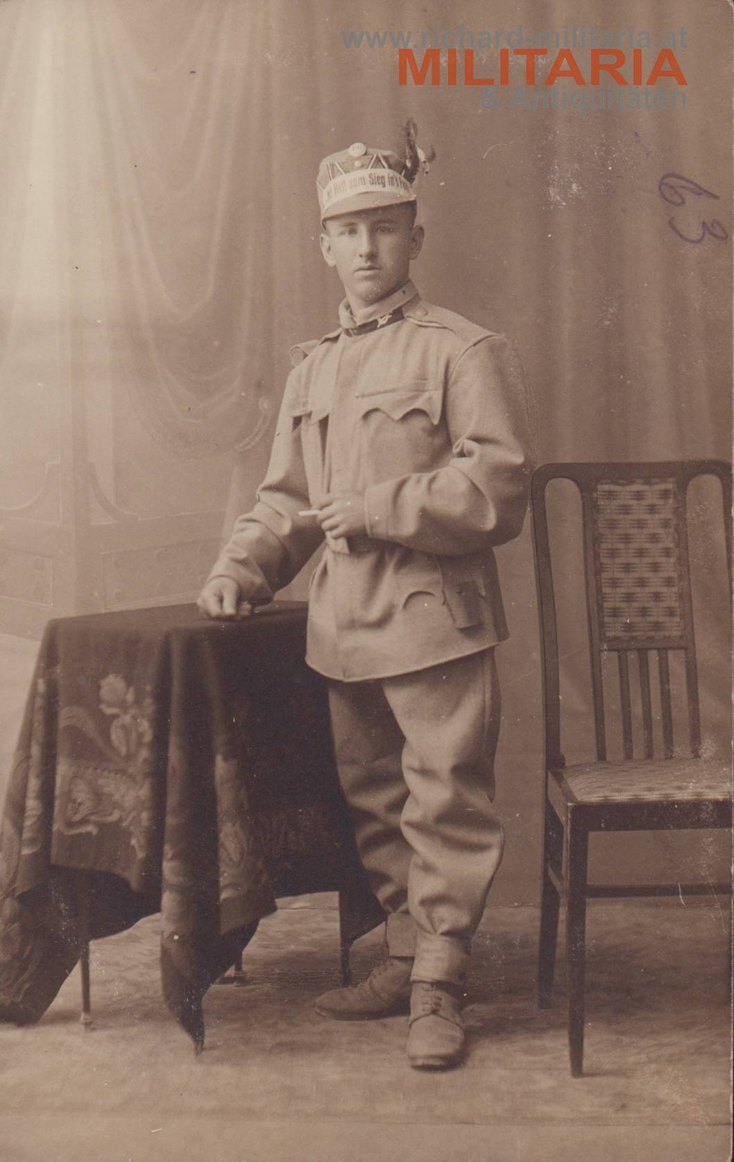 k.k. Foto - Landesschütze mit Mützenband "..Heil zum Sieg ins Feld..."