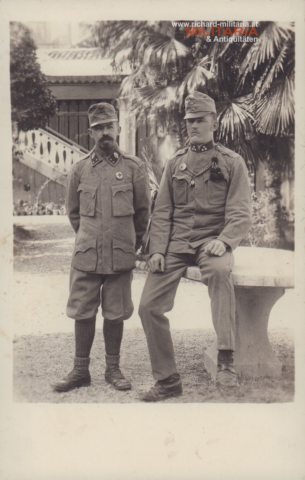 Foto k.k. Landwehr-Sanitäts-Korporal und Zugsführer