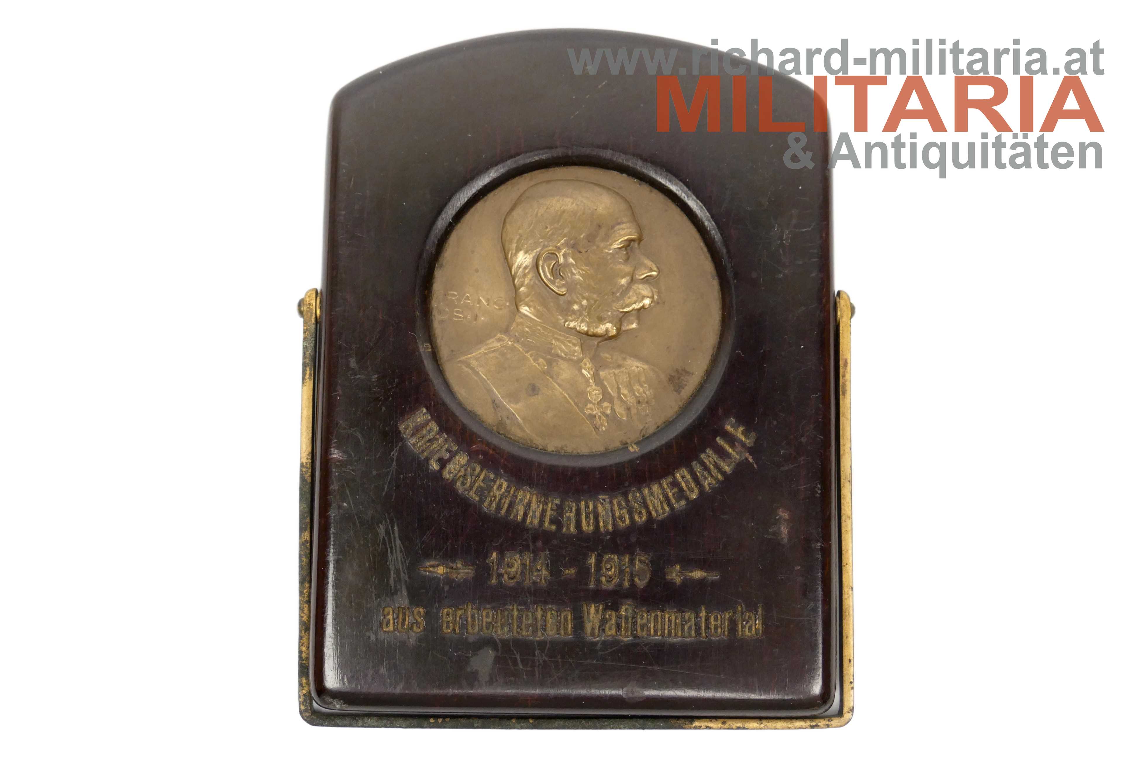 Kriegserinnerungsmedaille - 1914-1915 - aus erobertem Waffenmaterial - Aufsteller