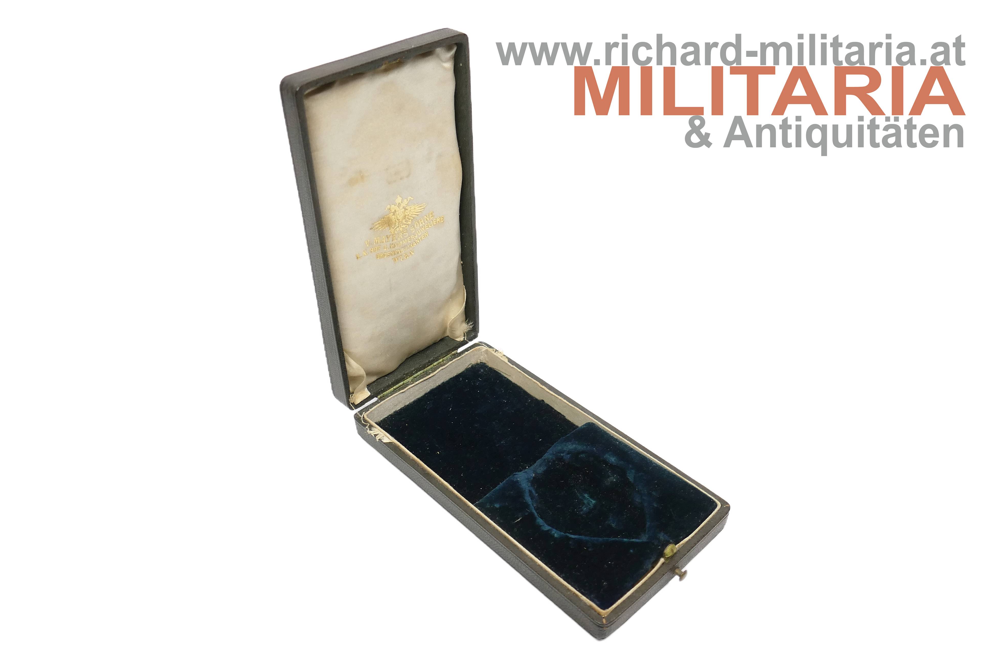 k.u.k. Etui zum Franz Joseph-Orden Komtur - "1881"