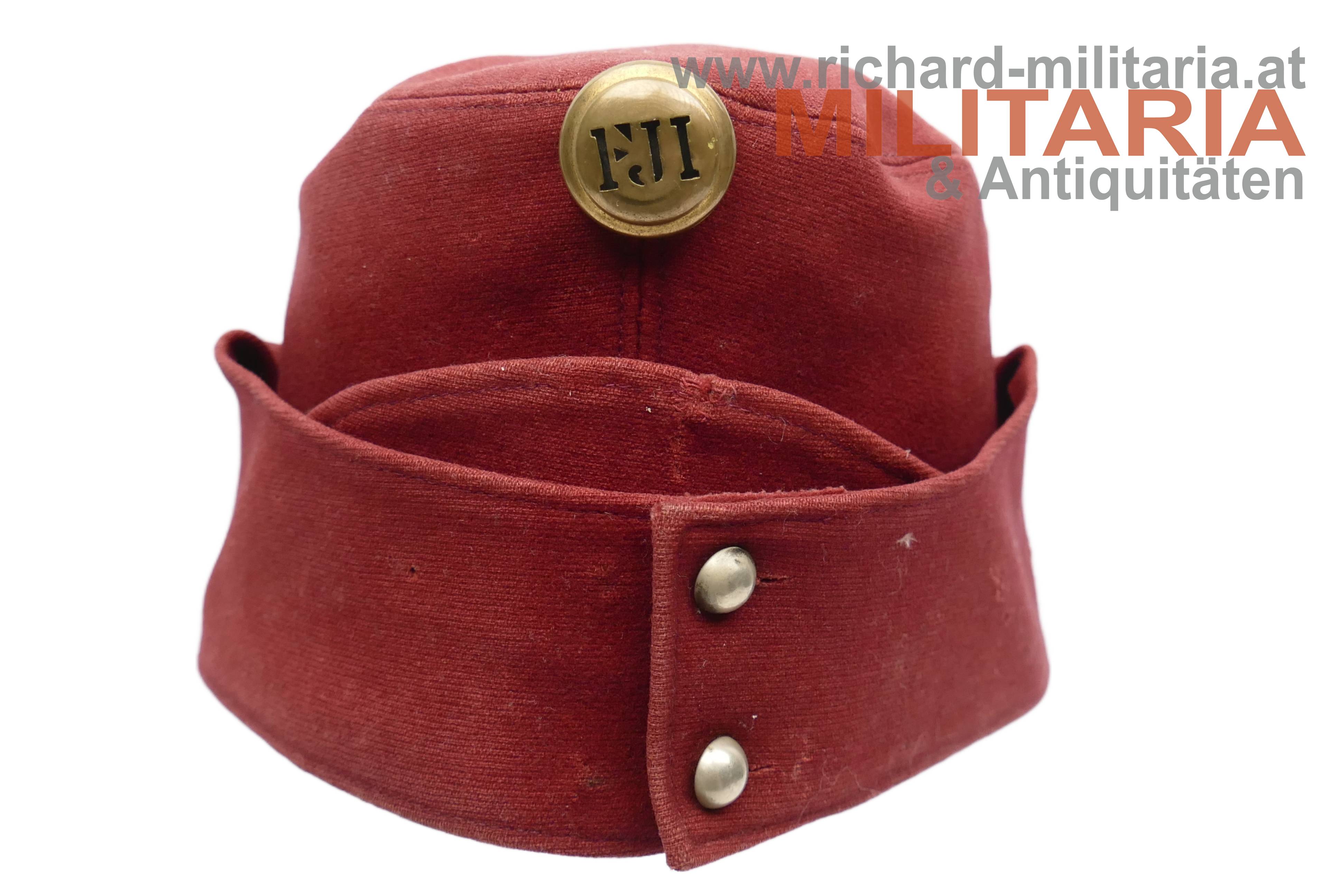 k.u.k. krapprote schirmlose Lagerkappe für Ulanen - Mannschaft
