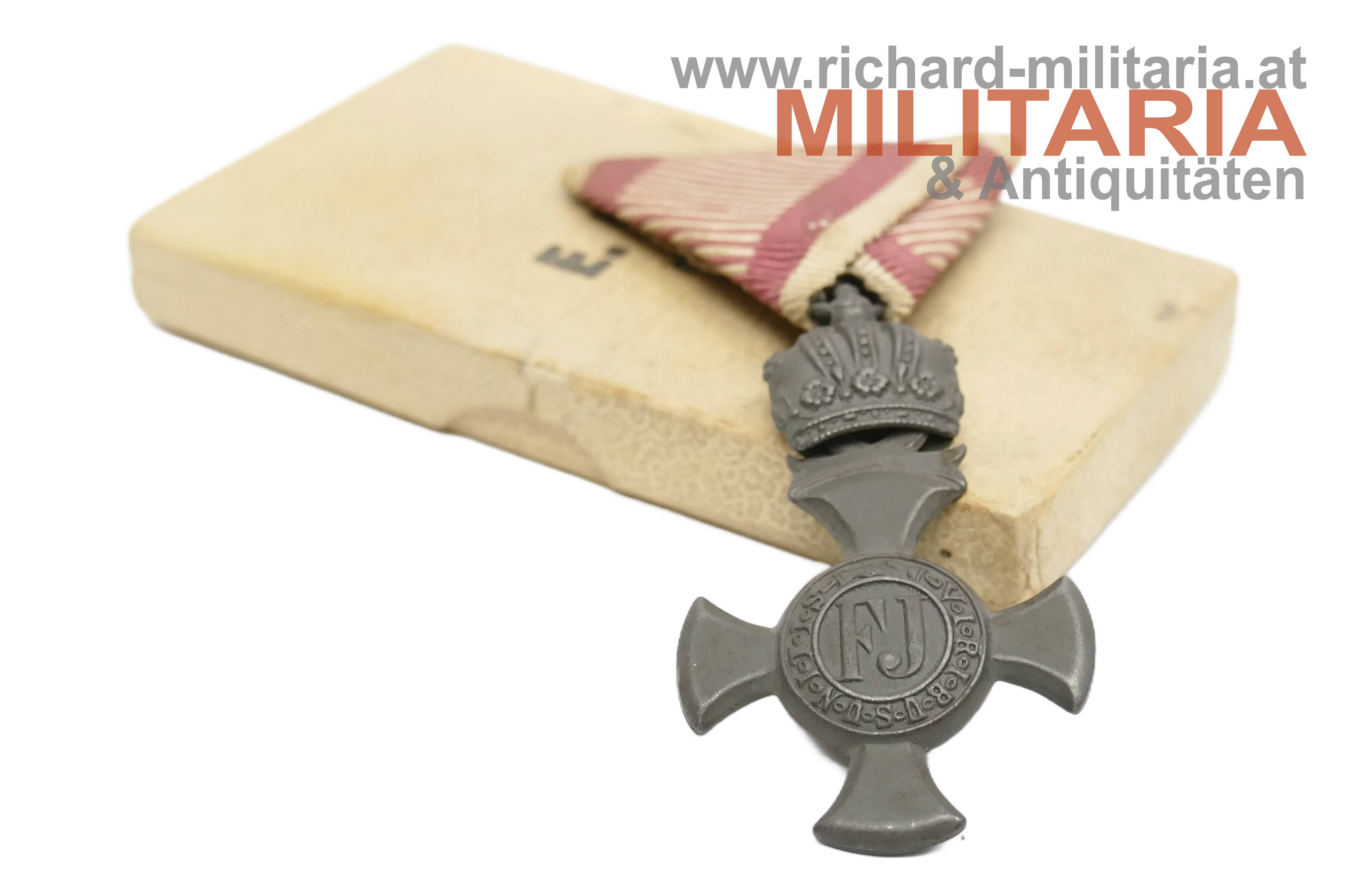 k.u.k. Eisernes Verdienstkreuz mit der Krone im Etui - Jauner