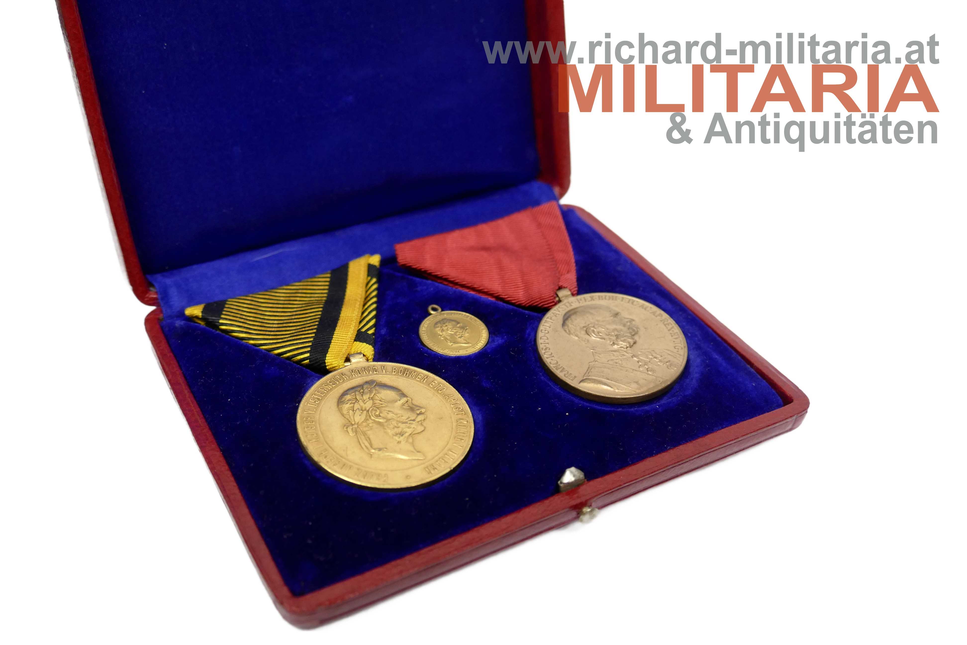 k.u.k. Kriegsmedaille 1873 + Signum Memoriae im GEMEINSCHAFTSETUI