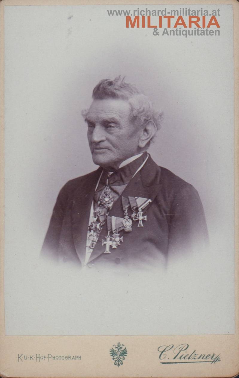 k.u.k. Hartkartonfoto - hochdekorierter Arzt