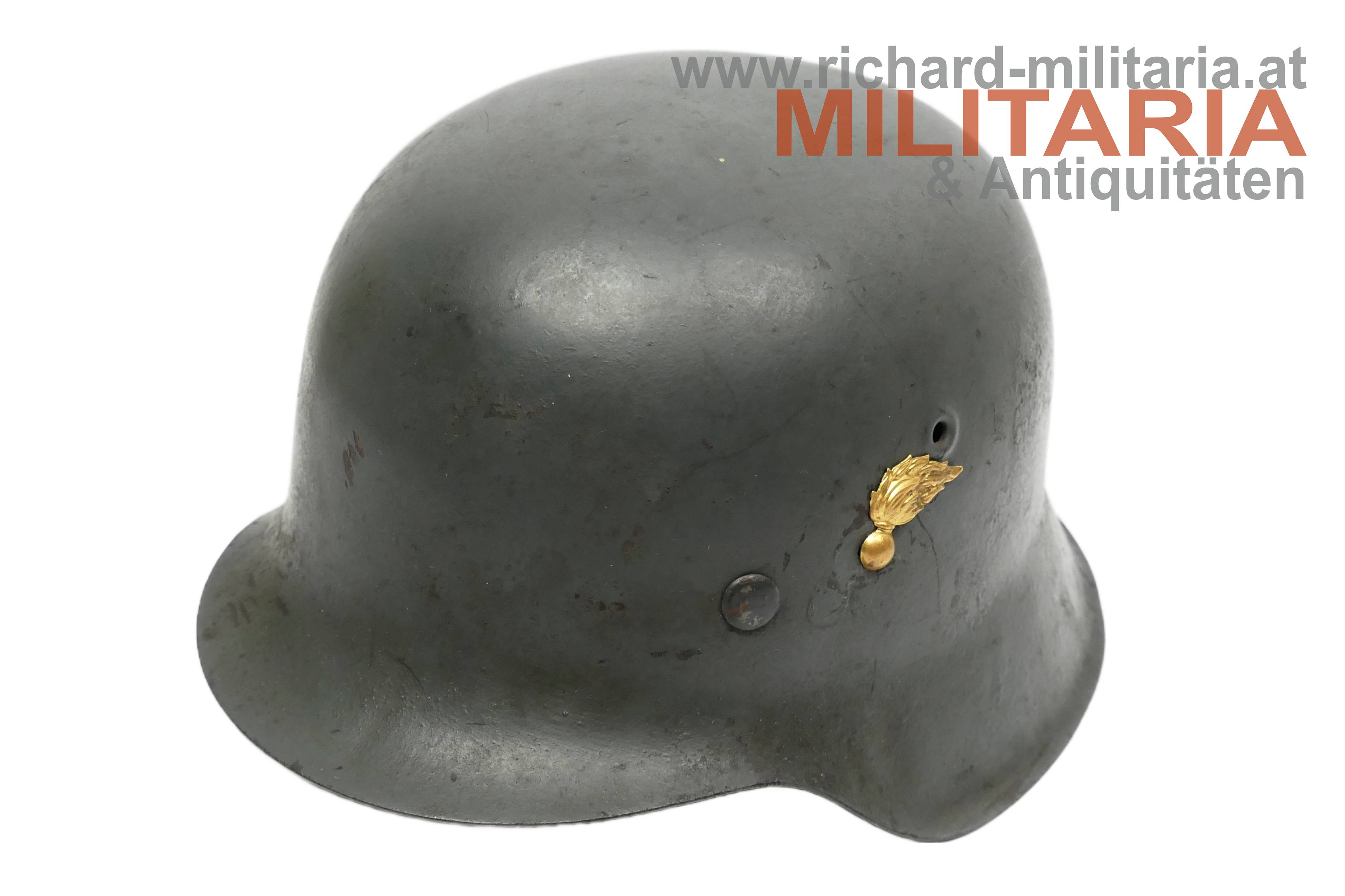B-Gendarmerie - Stahlhelm für Wach- und Ehrendienst