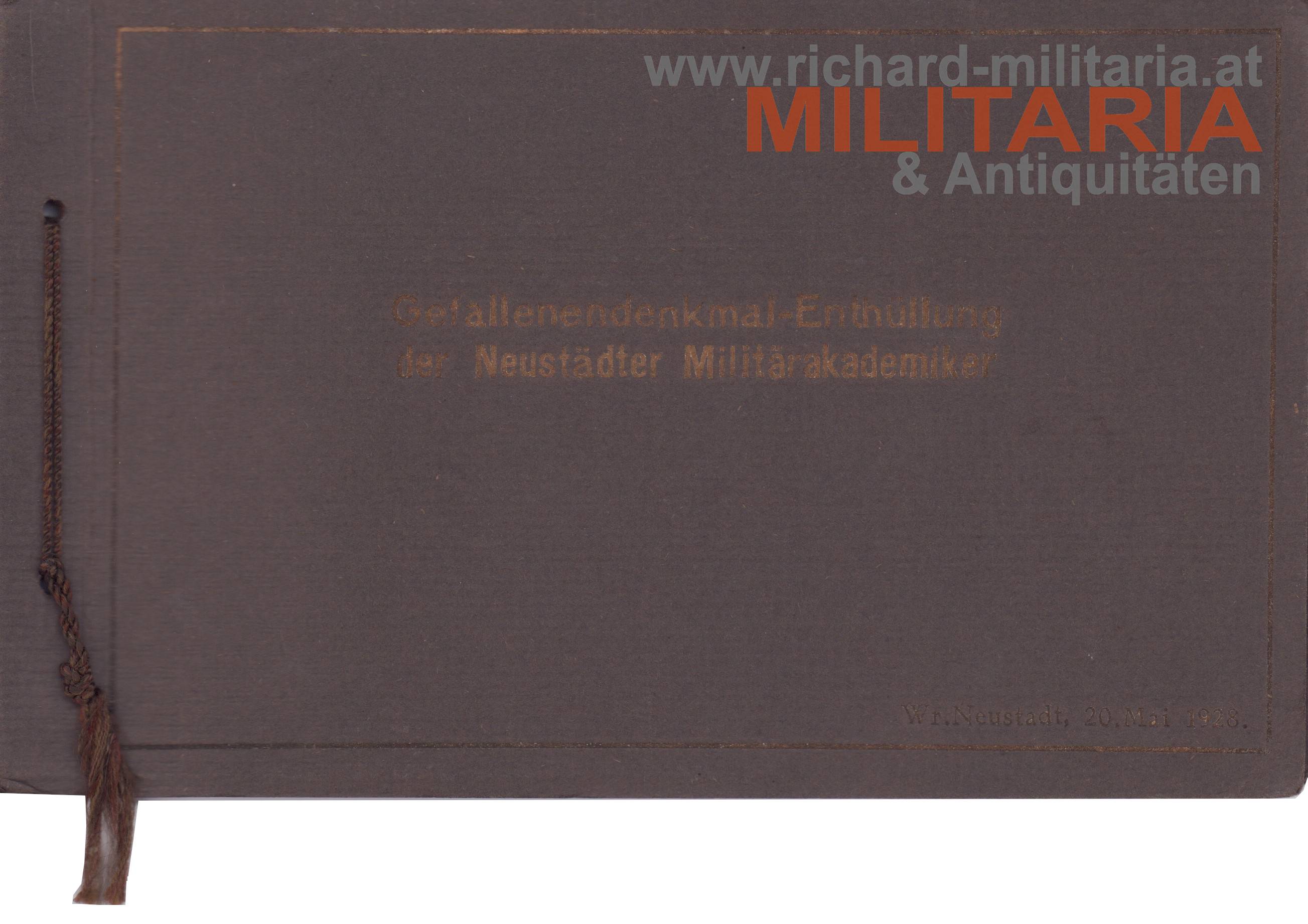 Gefallenendenkmal-Enthüllung der Neustädter Militärakademiker 1928 - Fotoalbum