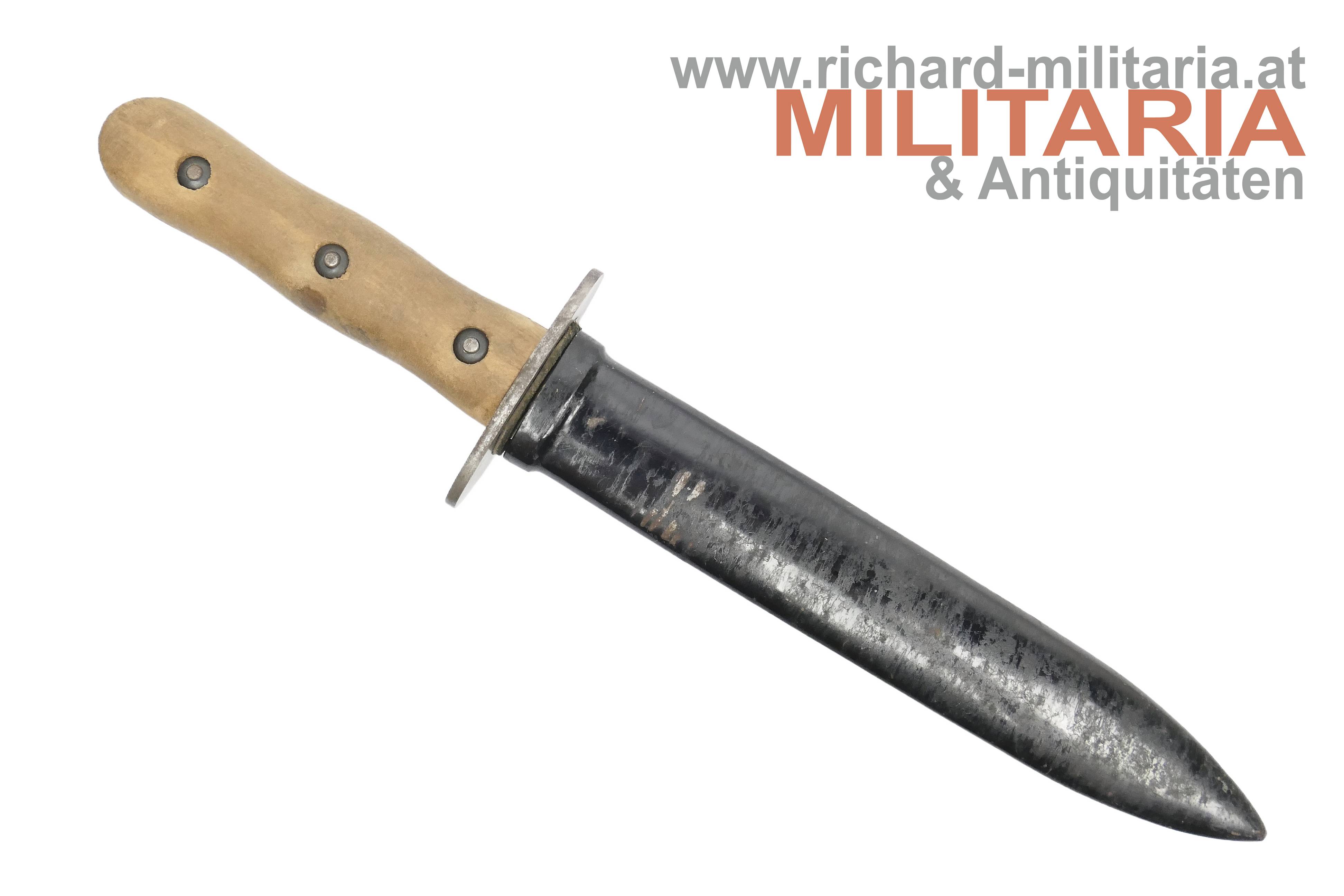 2. Weltkrieg - Italienisches Kampfmesser M39