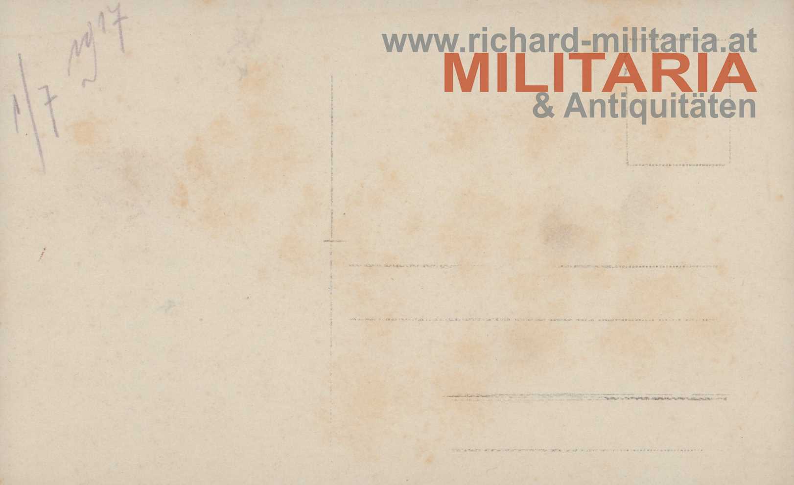 k.u.k Foto - Soldaten bei einer Holzhütte im Wald 1./7 1917