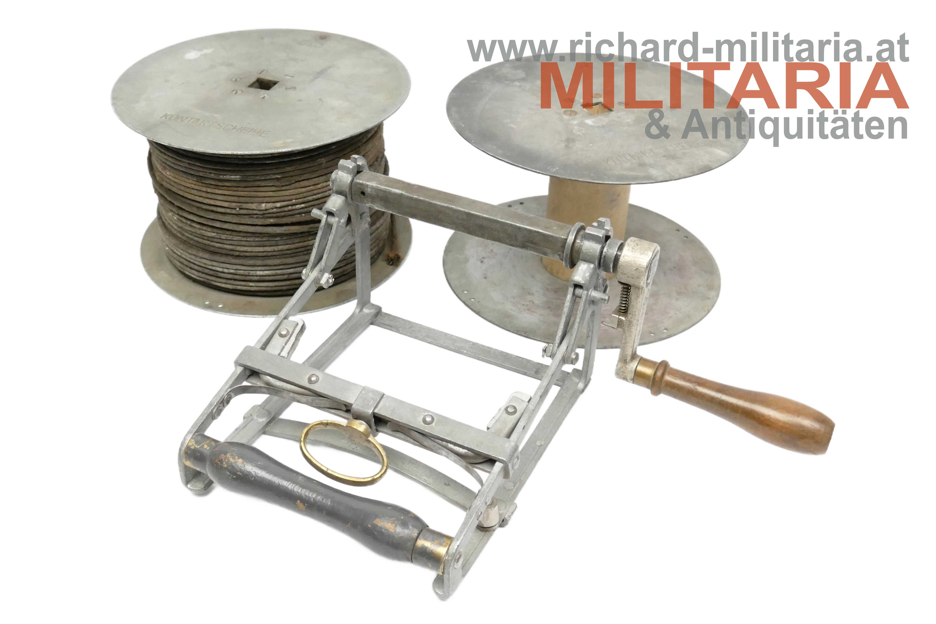 k.u.k. Kabeltrommel zur Telefonausrüstung mit Ersatzrolle