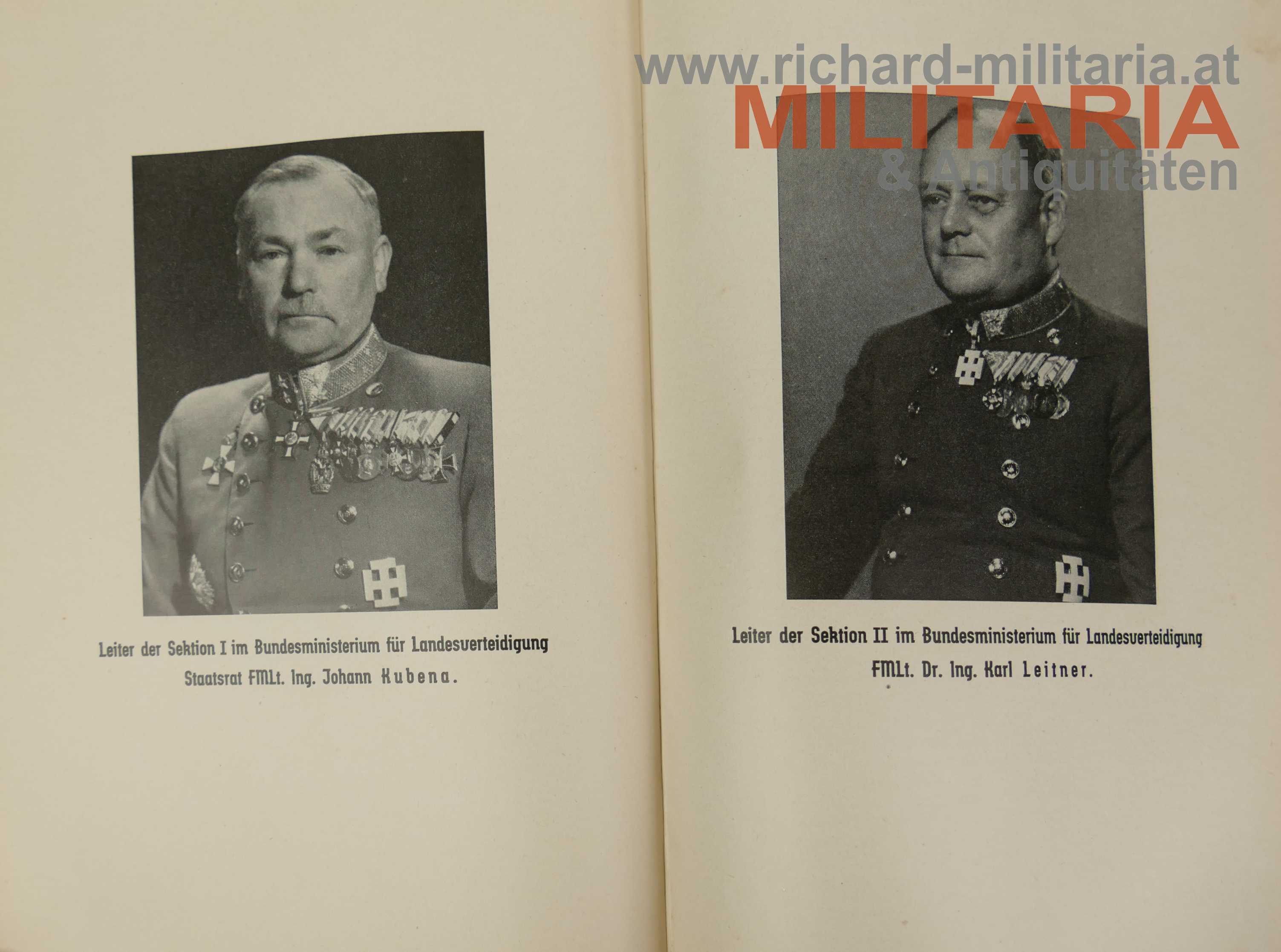 Handbuch der Bewaffneten Macht mit dem österr. Militärkalender 1938 