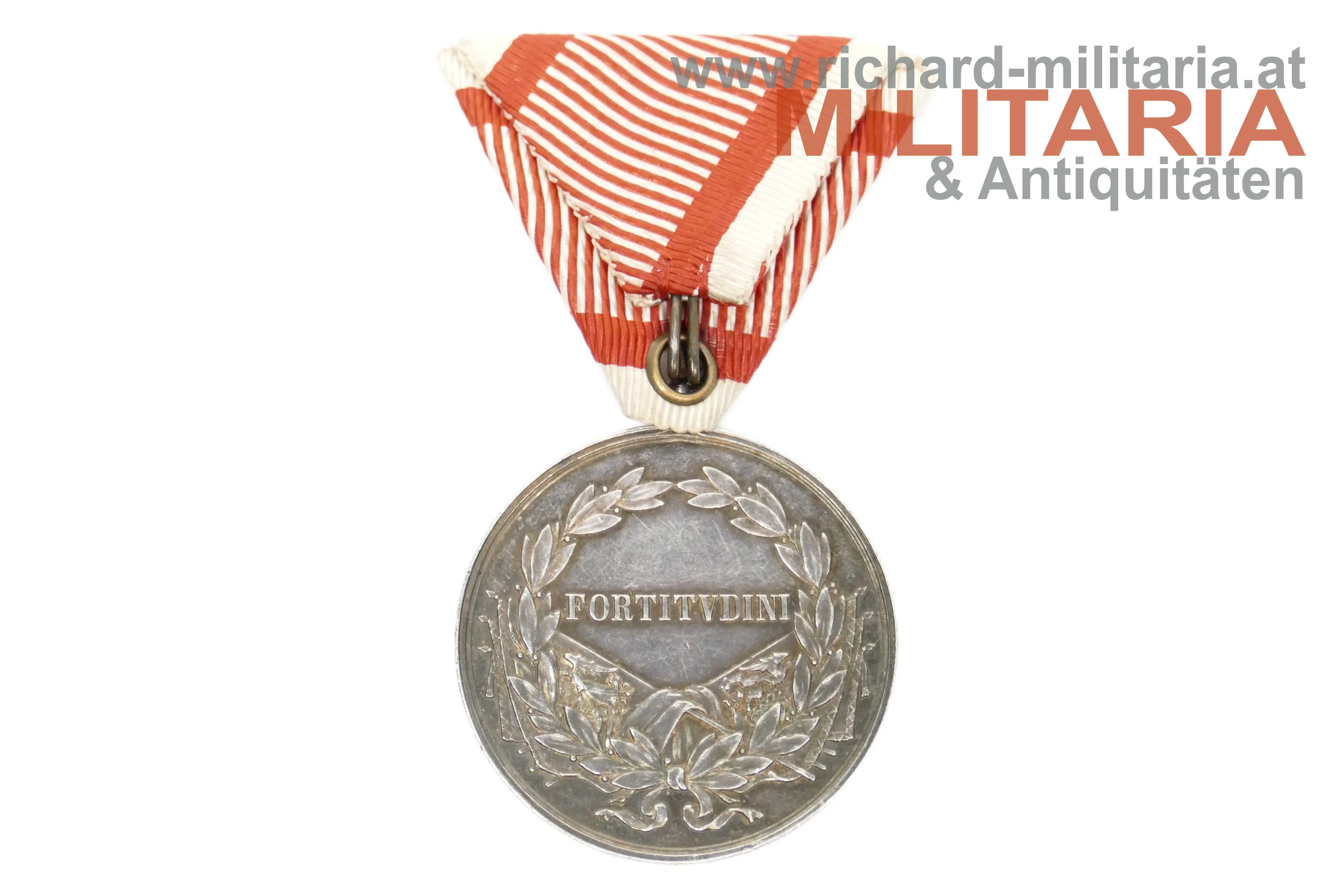 k.u.k. Silberne Tapferkeitsmedaille 1. Klasse - Kaiser Karl