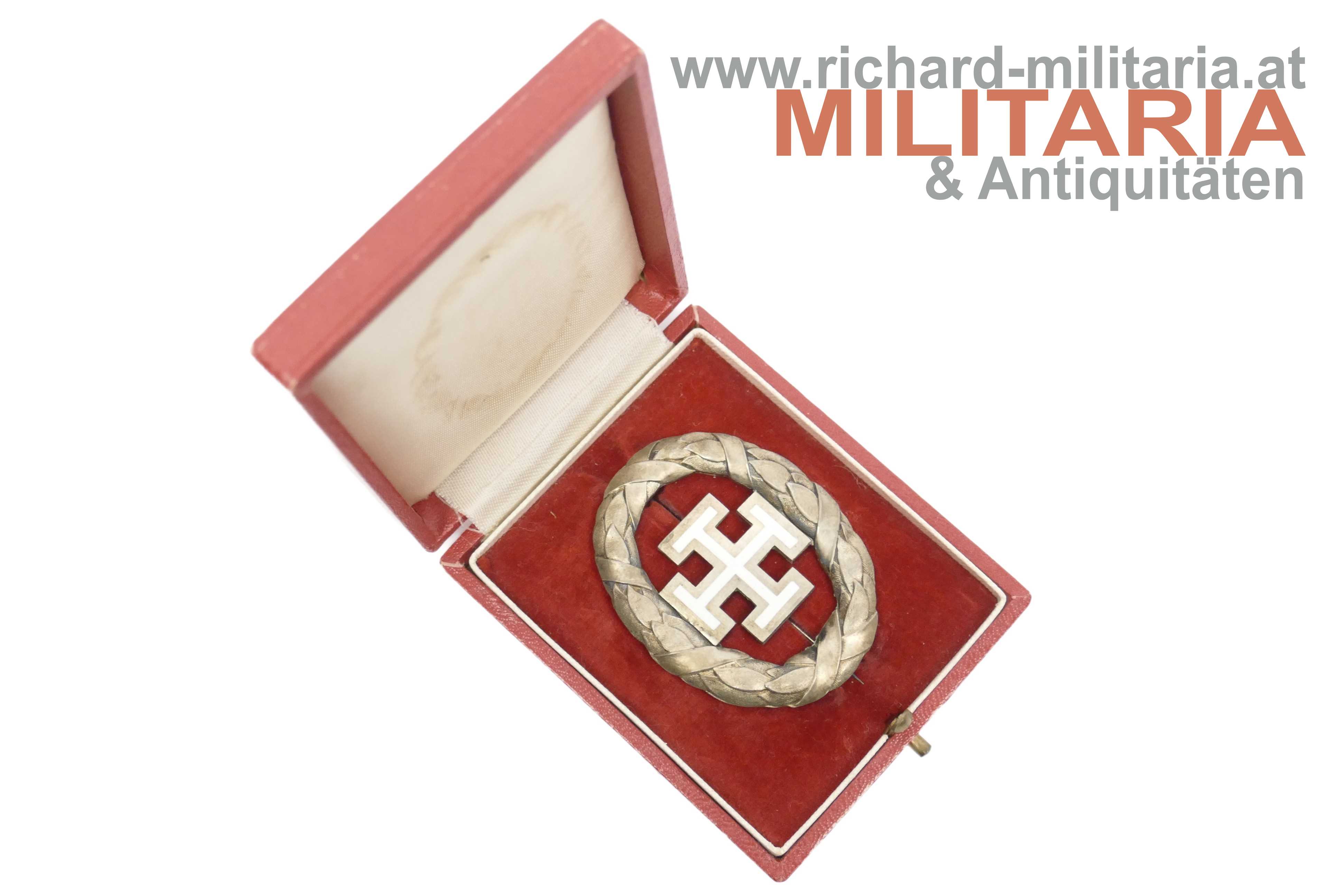 1. Republik/Bundesstaat - Silbernes Ehrenzeichen der VF 2. Klasse im Etui - SILBER