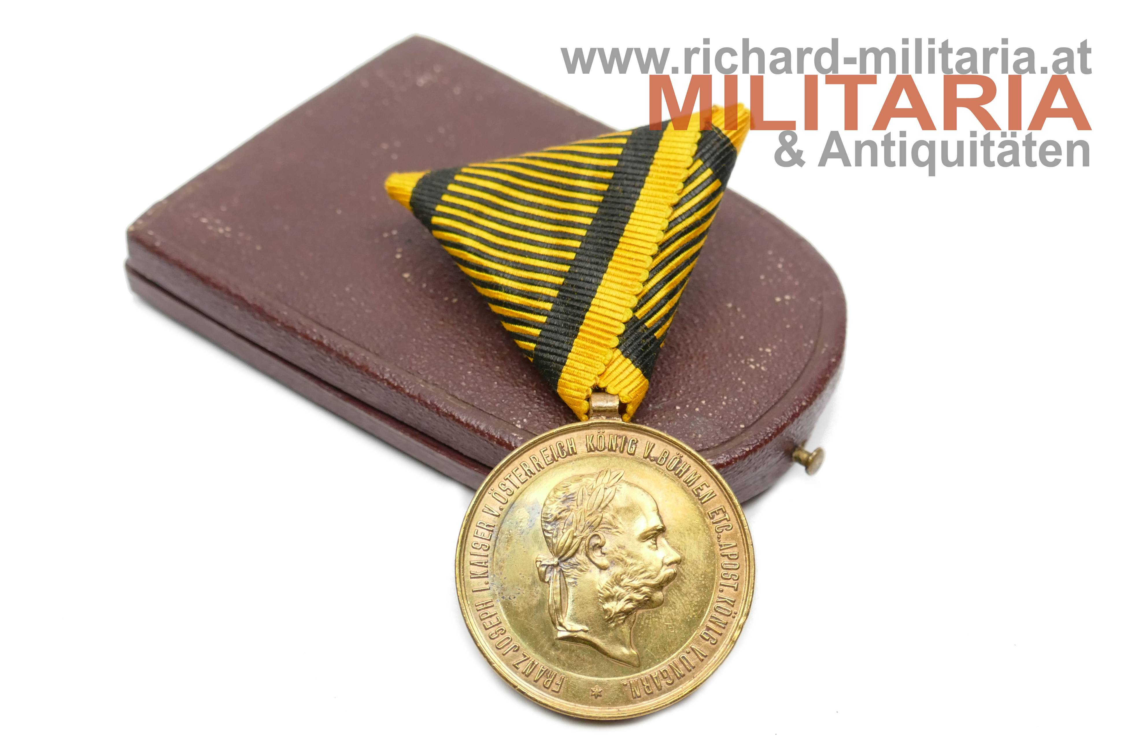 k.u.k. Kriegsmedaille 1873 mit Etui