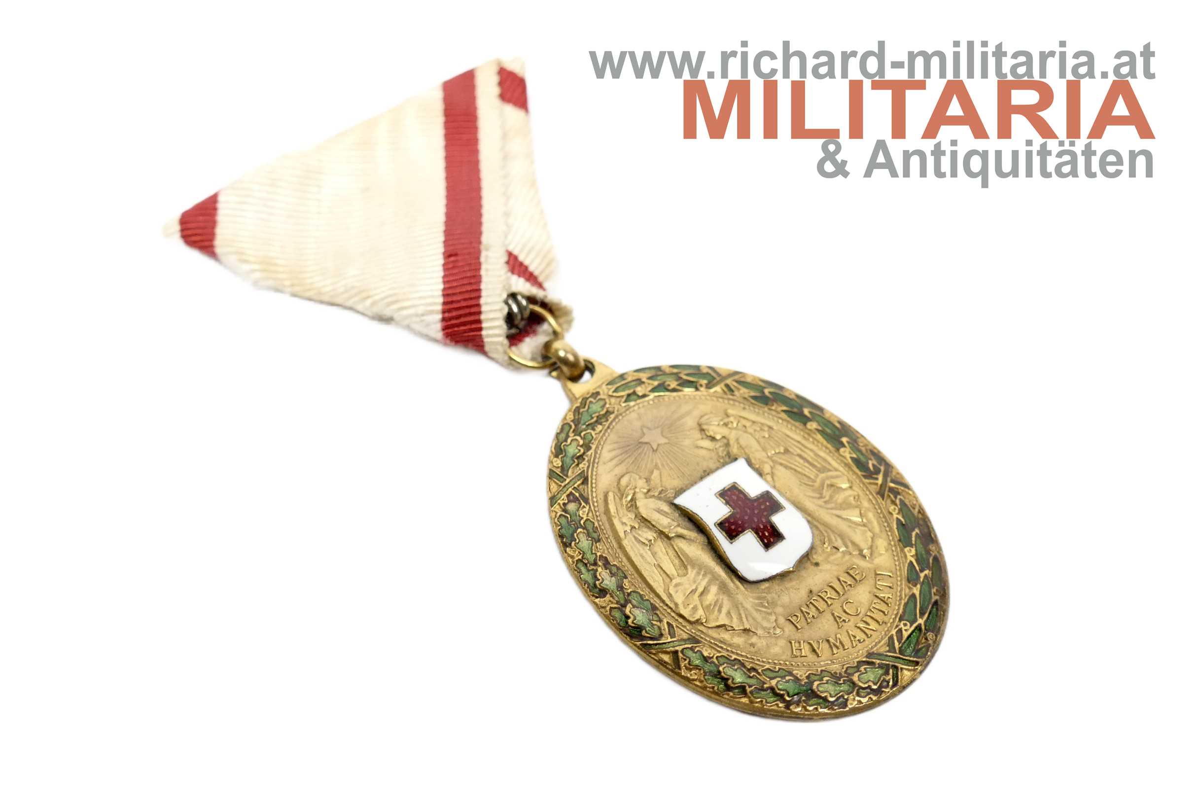 Rotes Kreuz - Bronzene Ehrenmedaille mit Kriegsdekoration
