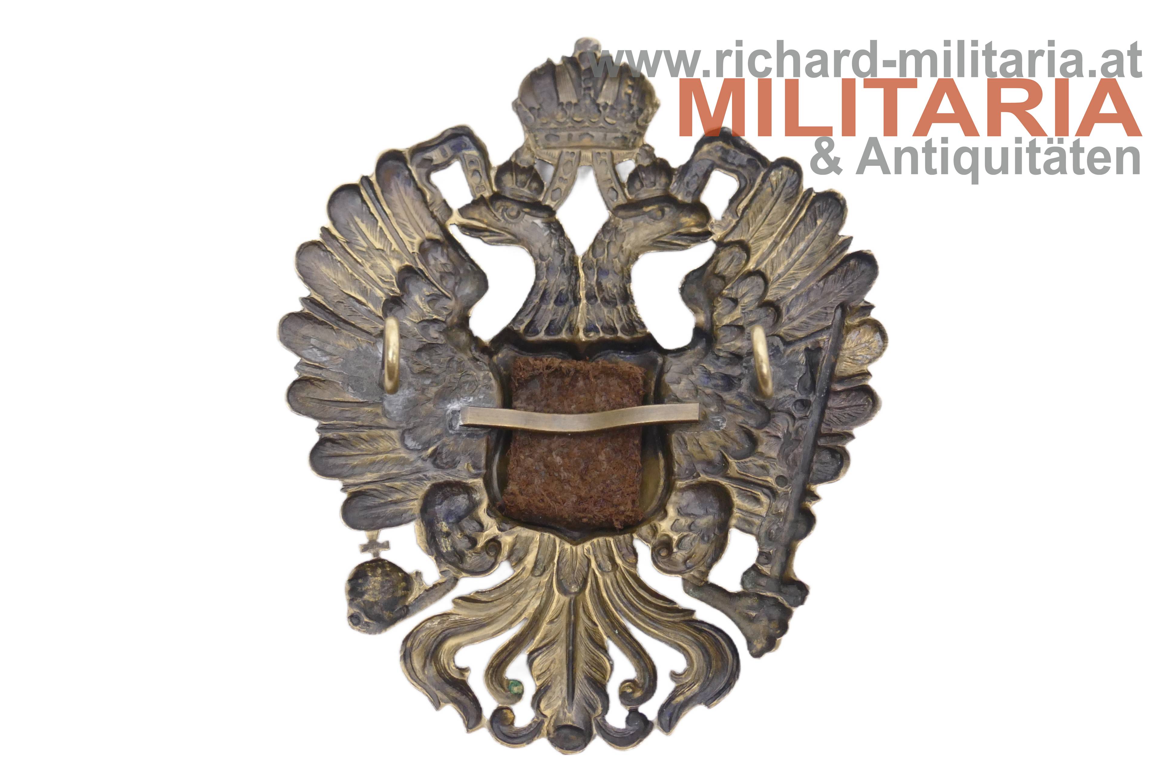 k.u.k. Doppeladler für den Husaren-Tschako - Husaren-Reg. Nr. 13 - Mannschaftsausführung