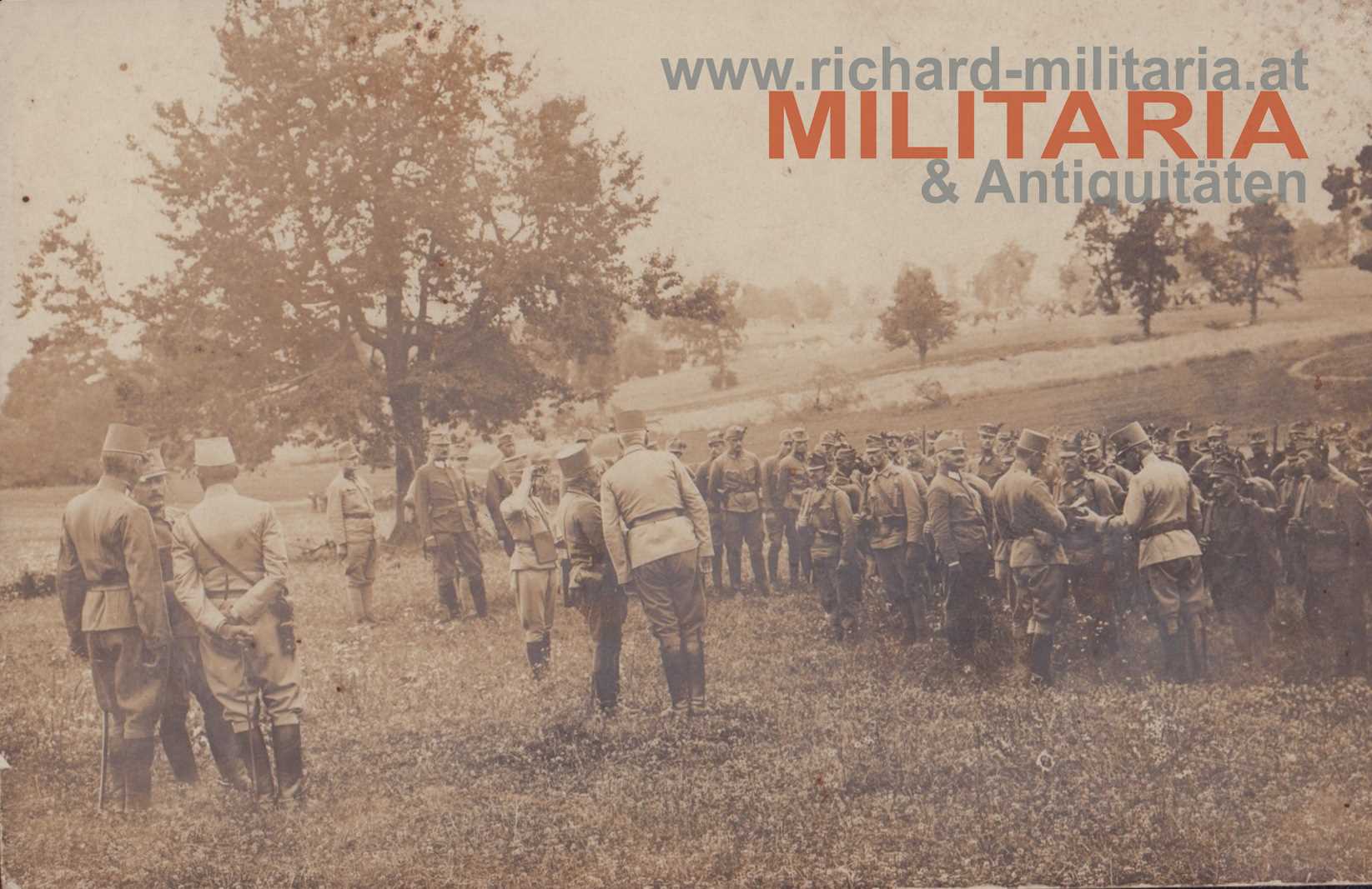 k.u.k. Foto - Generäle und Offiziere beim k.k. Landwehr-IR Nr. 1 - 1916