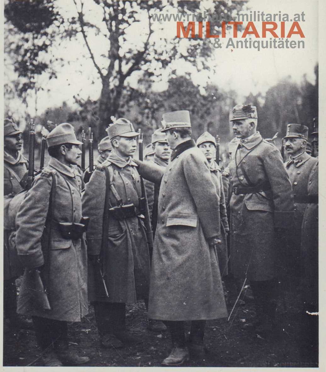 Foto - Kaiser Karl mit Obst Schaumeier beim IR11