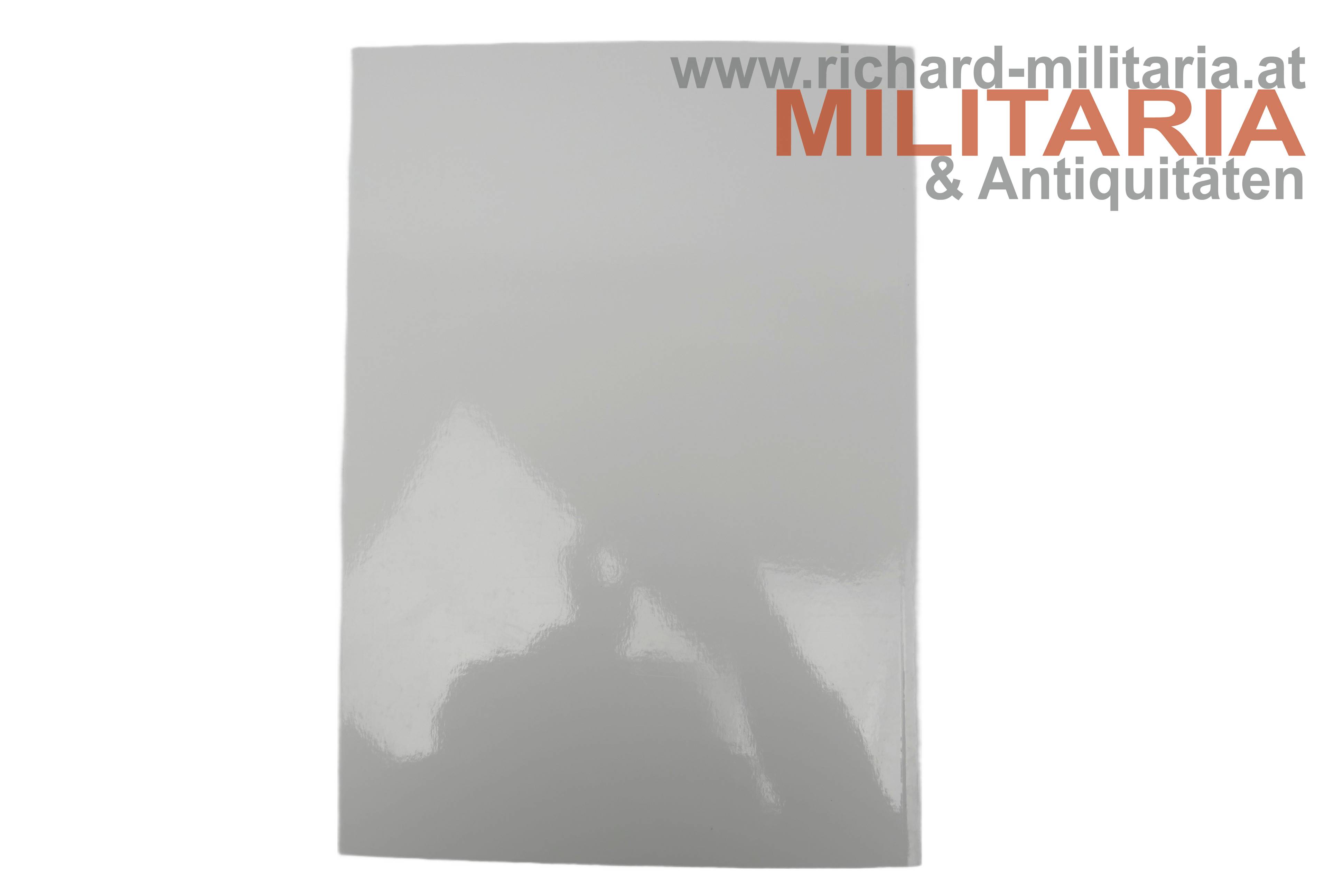 Ehre und Eitelkeit - 100 Jahre Ehrenzeichen der Republik Österreich 1922-2022