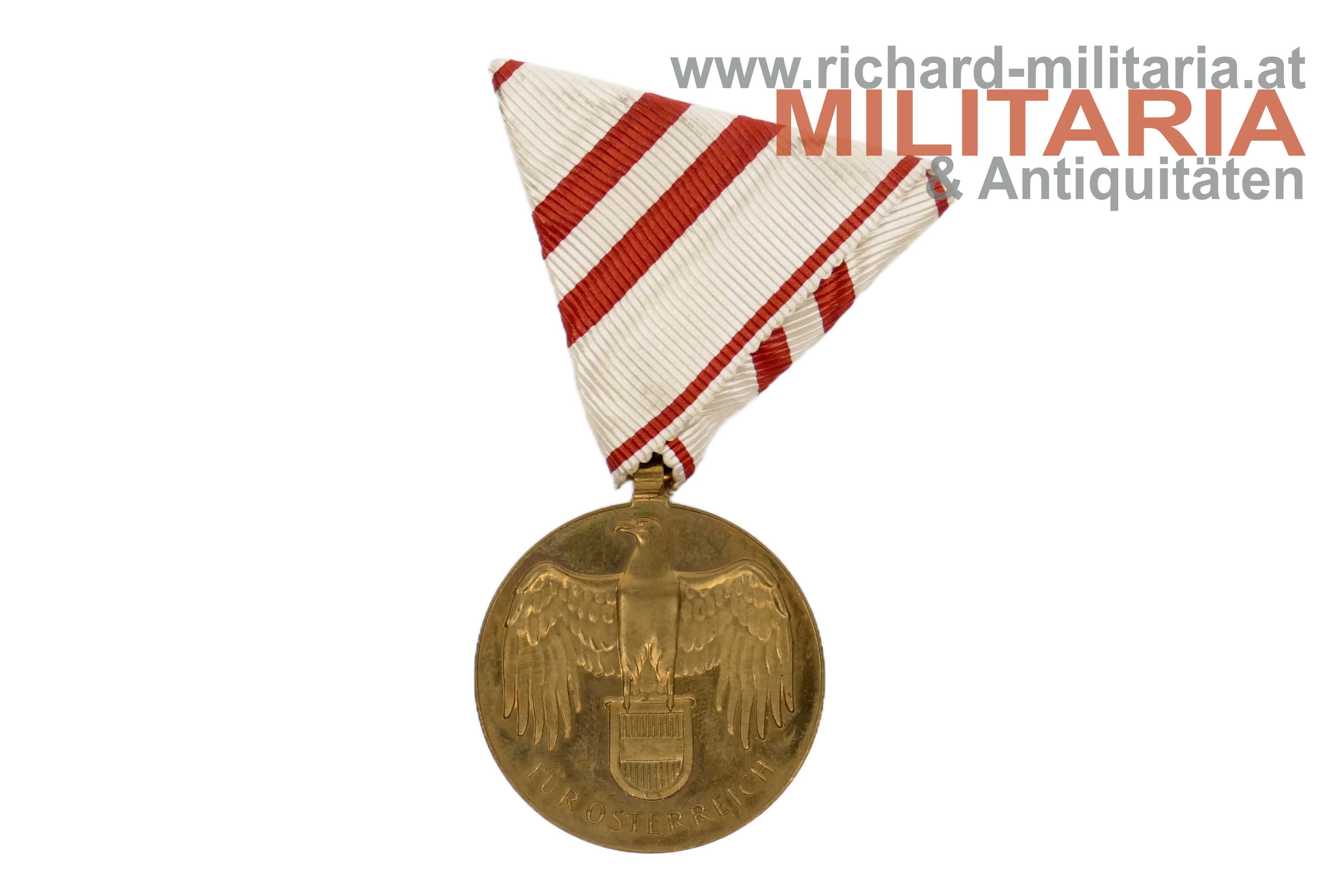 Österreichische Weltkriegserinnerungsmedaille 1914-1918 mit Etui