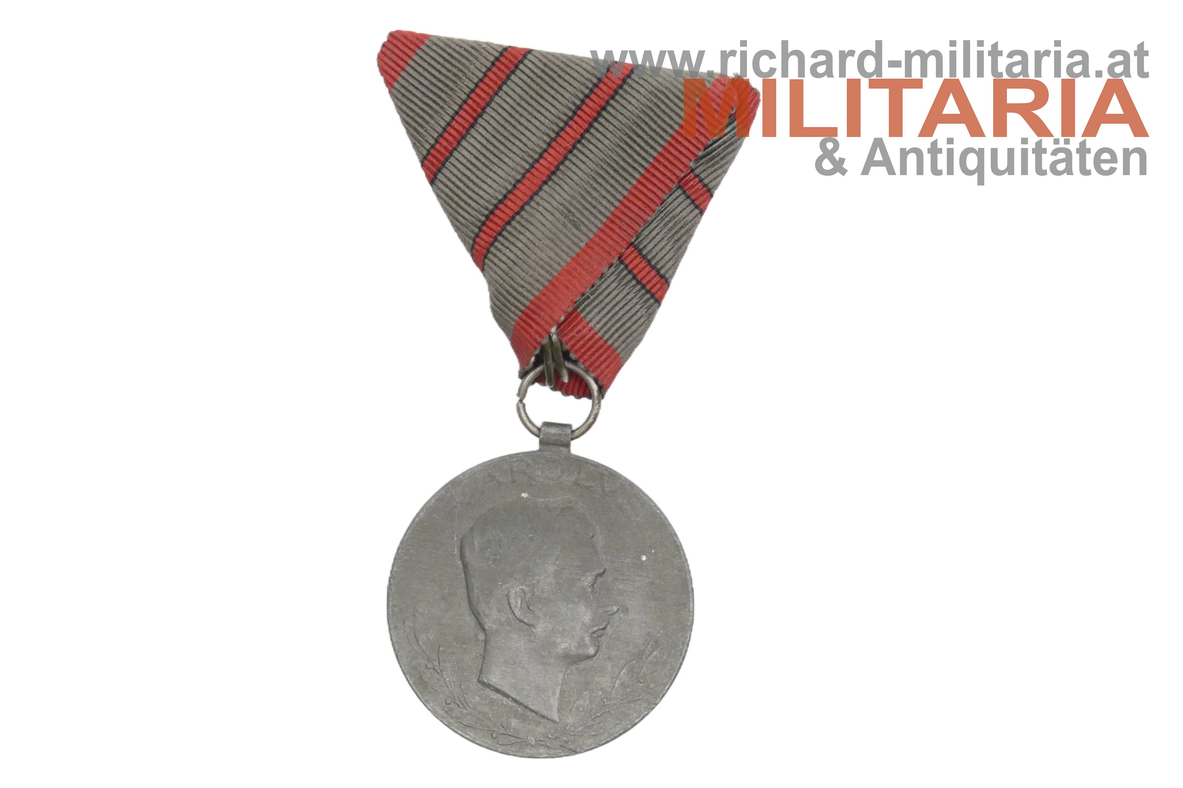 k.u.k. Verwundetenmedaille - zweifache Verwundung "W&A" & "1918"