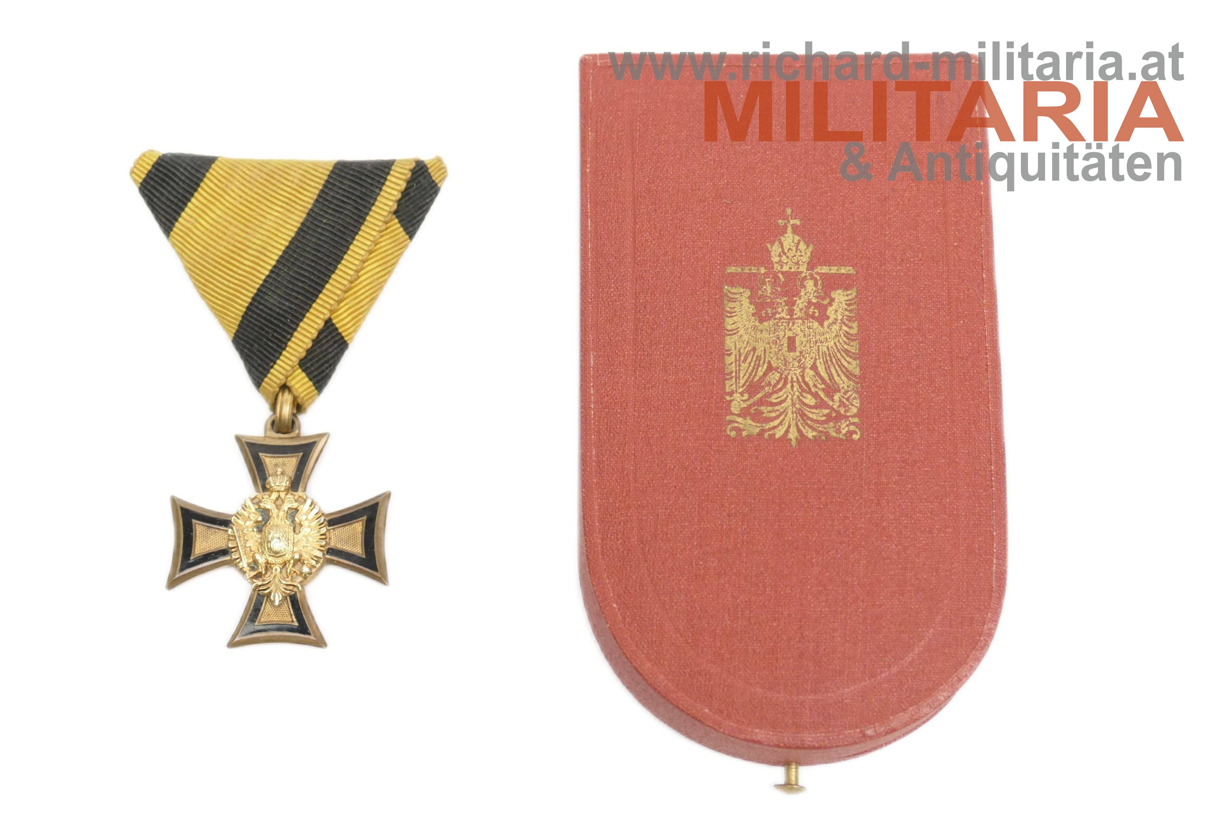 k.u.k. Militärdienstzeichen Offizier 2. Klasse im Etui