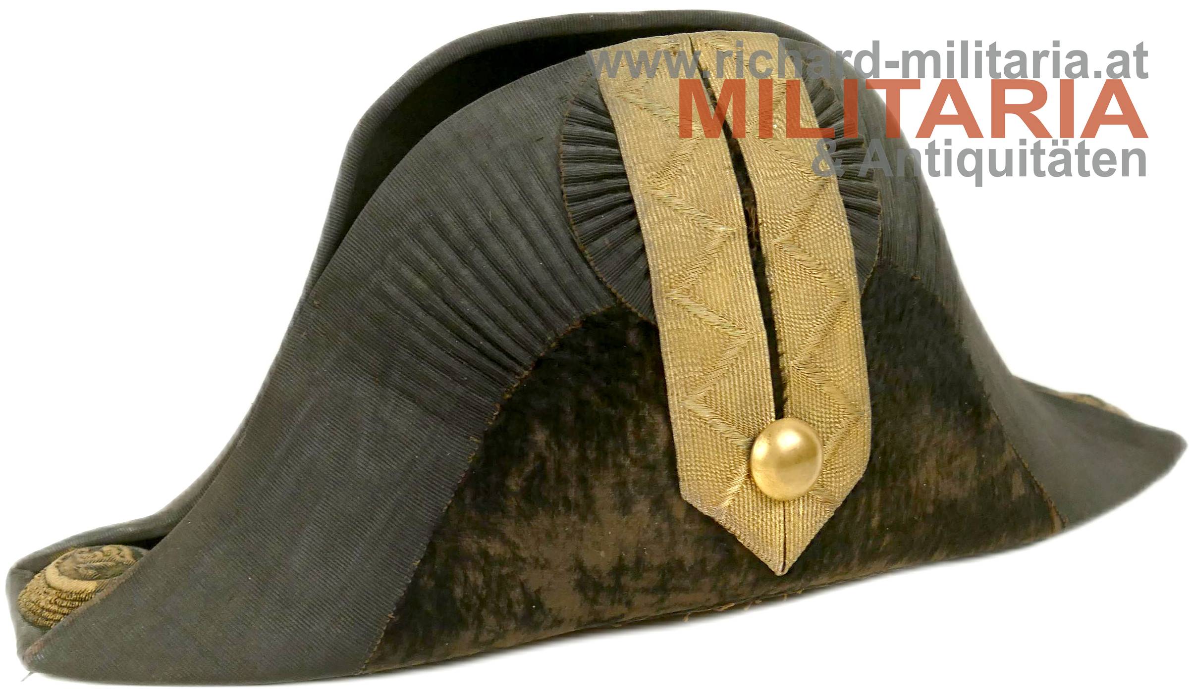 k.u.k. Zweispitz MILITÄR mit Hutkoffer