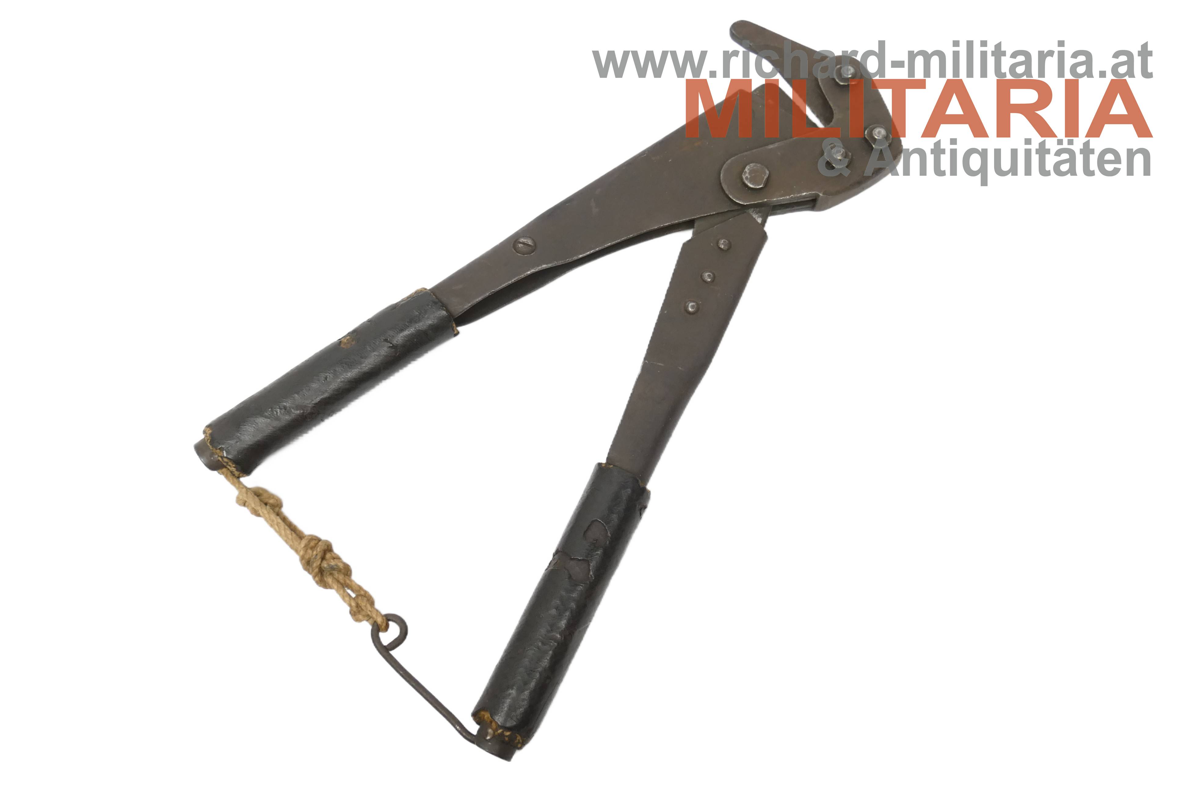 k.u.k. mittlere Drahtschere - originale Griffisolierung - UNBENUTZT!