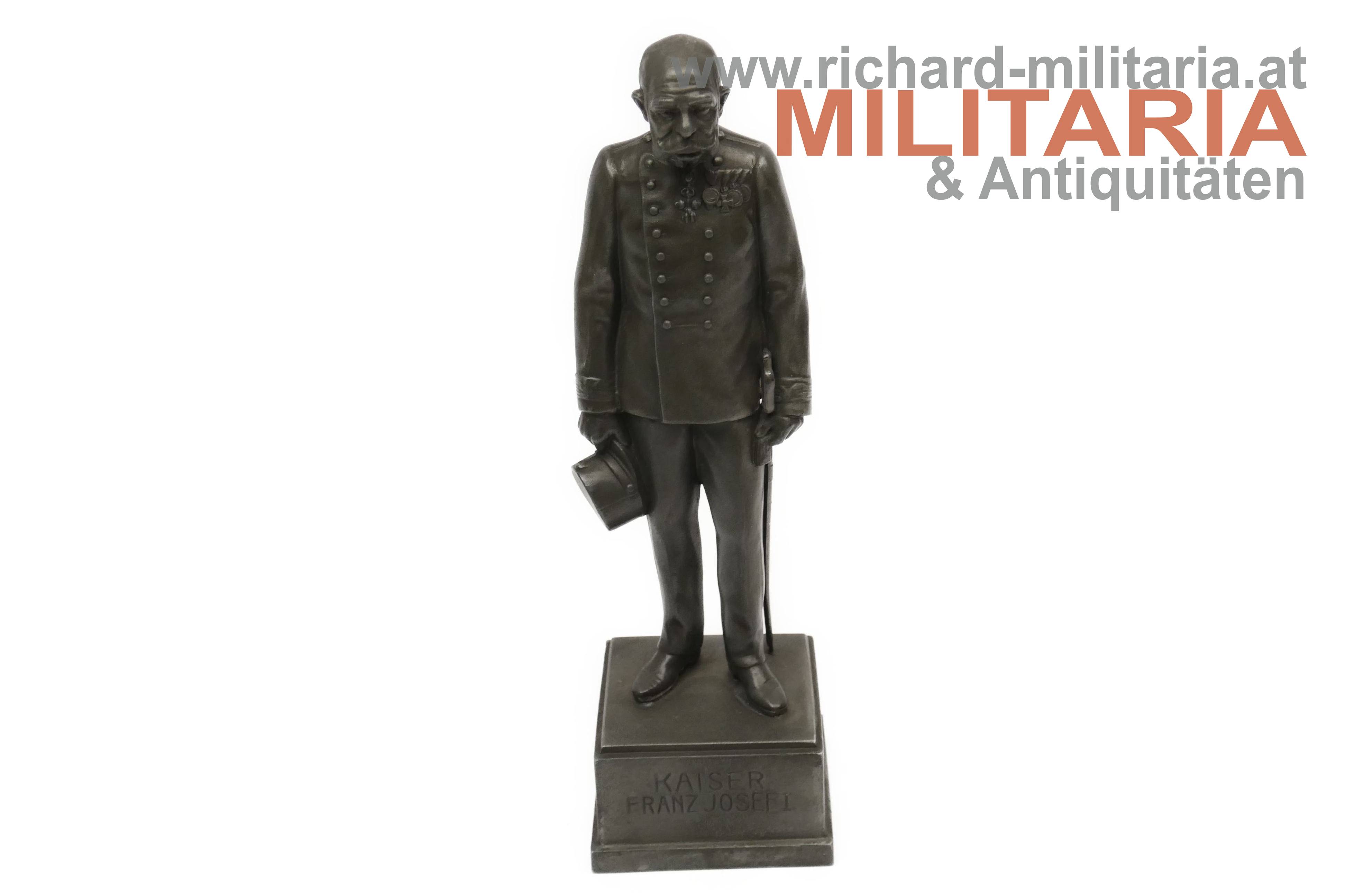 k.u.k. offizielle Kriegsfürsorge - Statue Franz Josef I. 