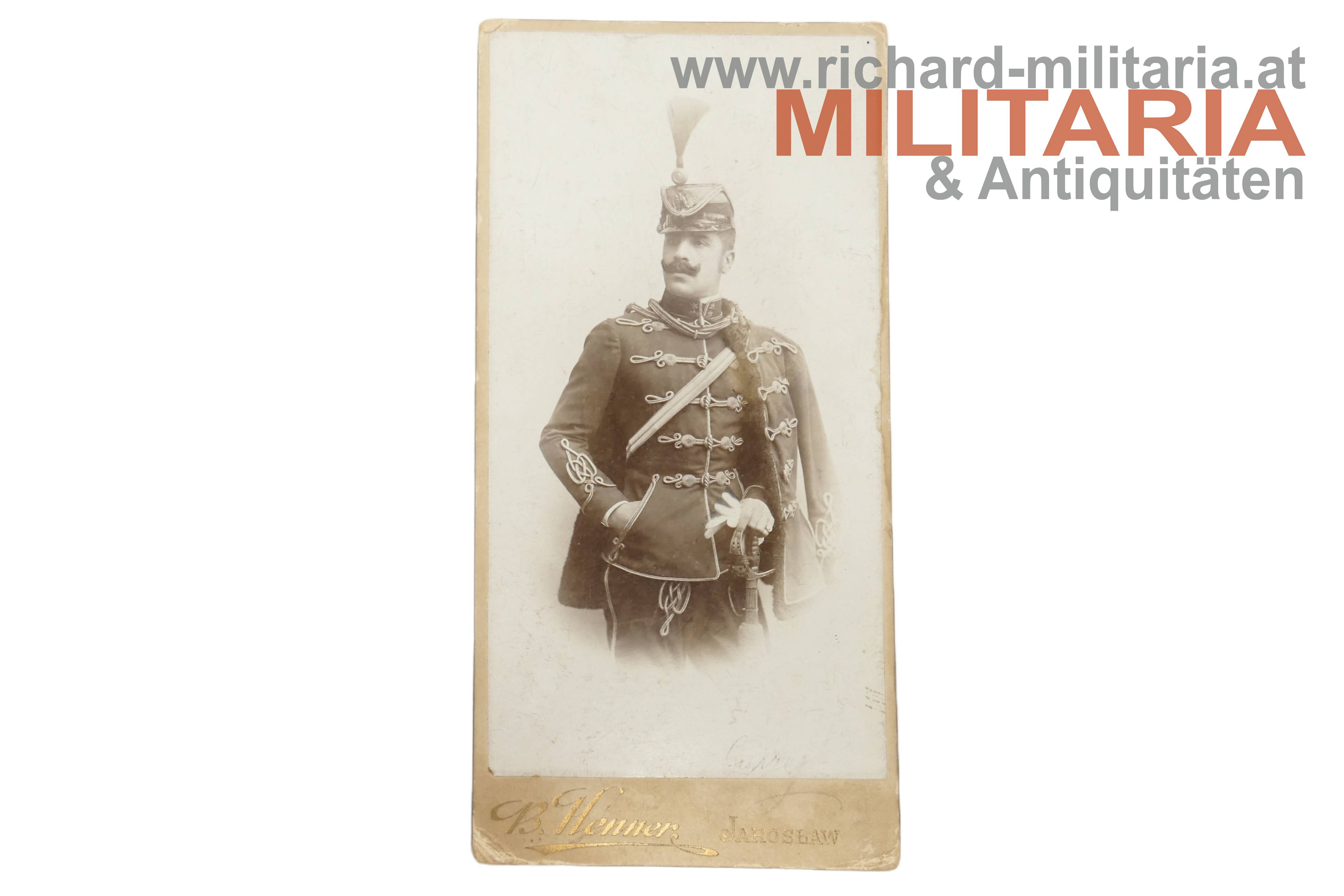k.u.k. Hartkartonfoto - Husaren Oberleutnant Carl Huber v. Penig