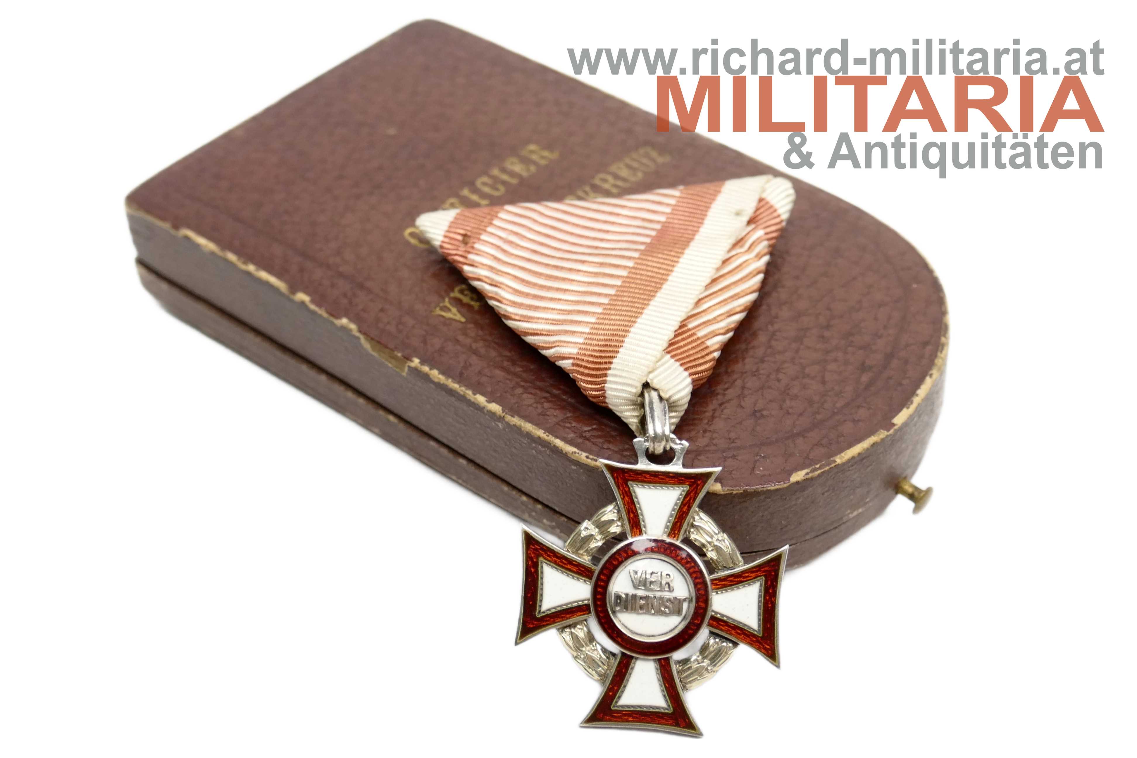 k.u.k. Militärverdienstkreuz 3. Klasse - Etui "Officier Verdienstkreuz"