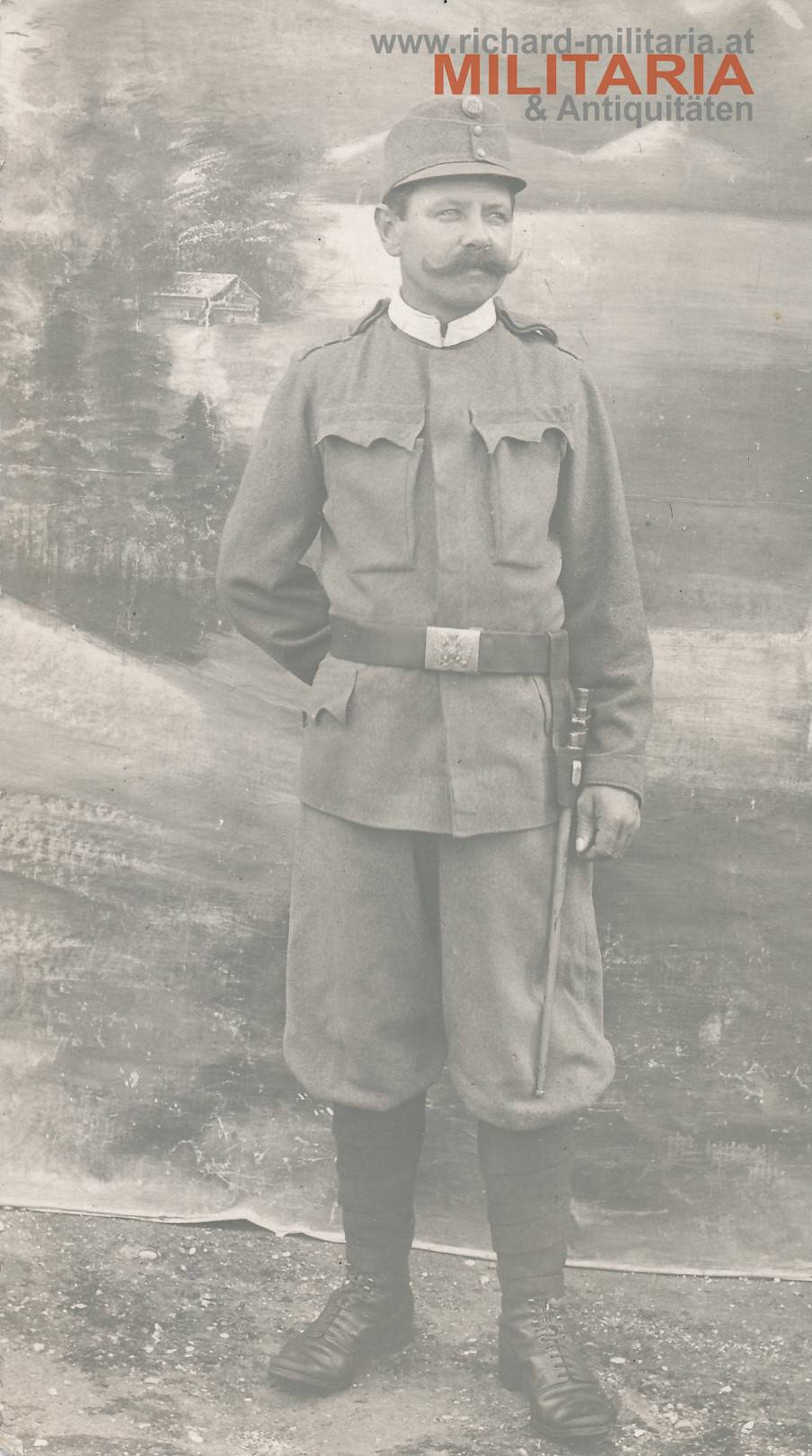 k.u.k. Foto - Mannschaftssoldat mit RUSSISCHEM Beutebajonett