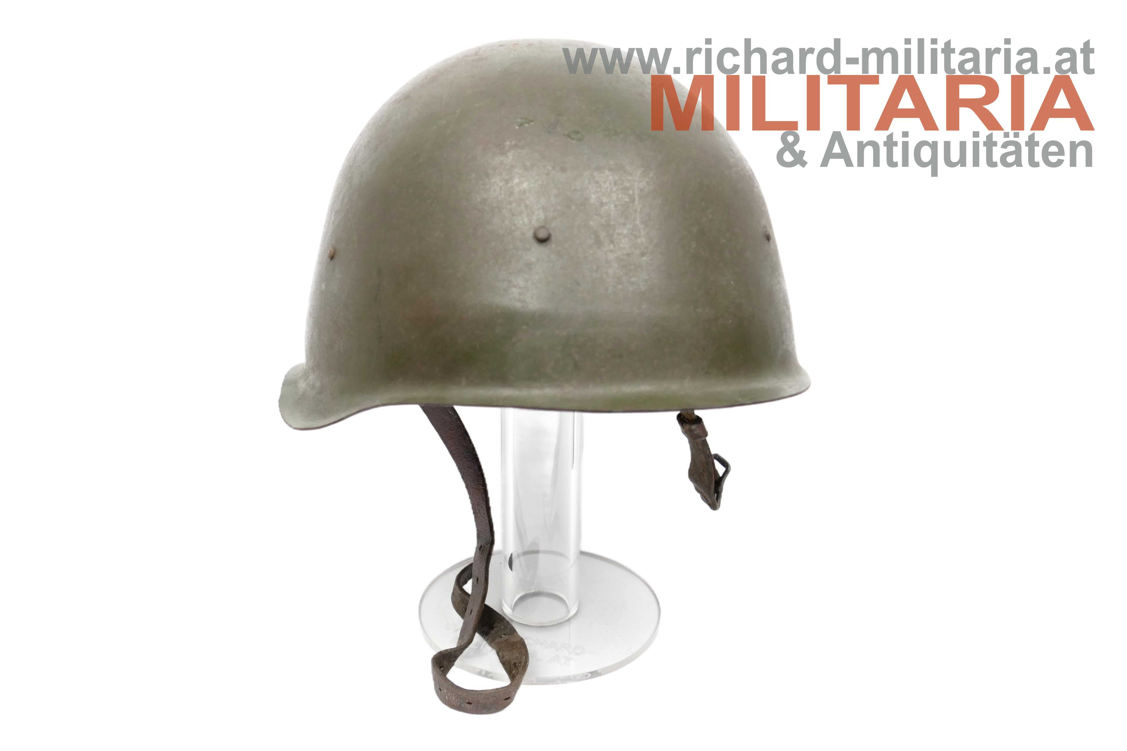 Russland Stahlhelm M40 - SSH40 (2. Weltkrieg mit Weiterverwendung)