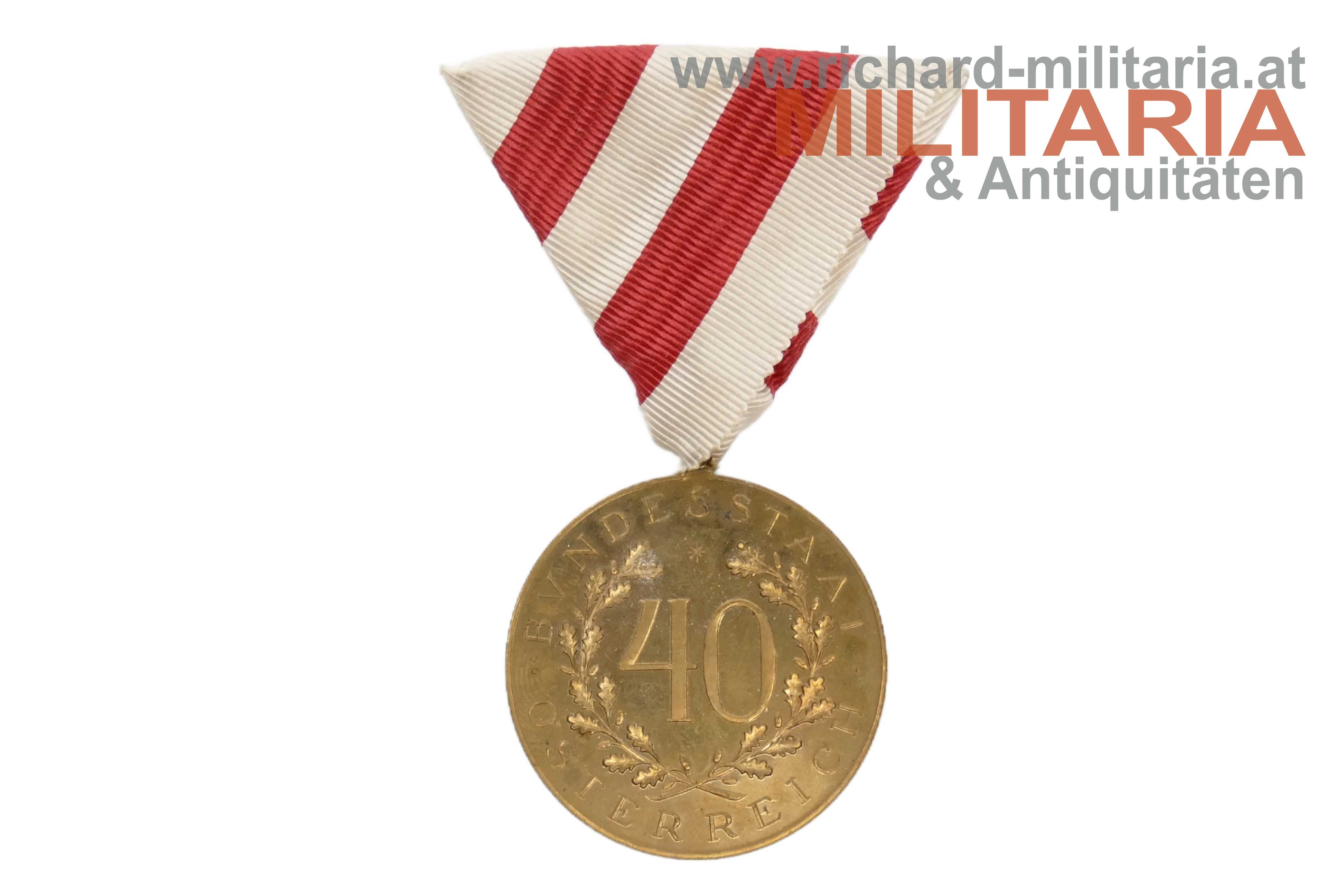 Bundesstaat - Ehrenmedaille für 40 Jahre treue Dienste im Etui